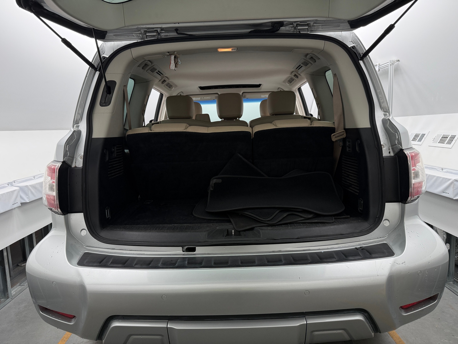 Thumbnail: 2017 Nissan Armada - 6