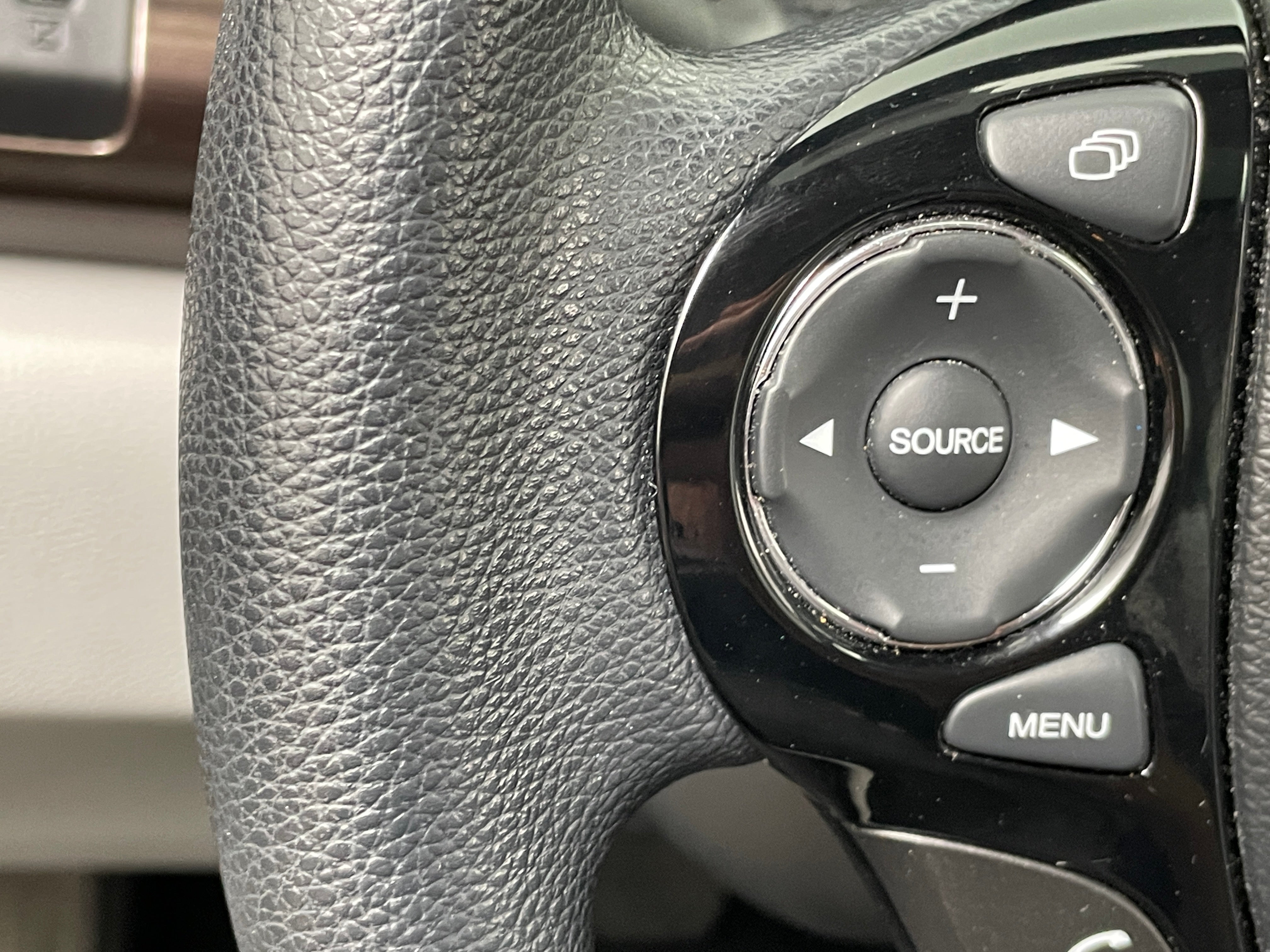 2017 Honda Accord EX - Photo 18