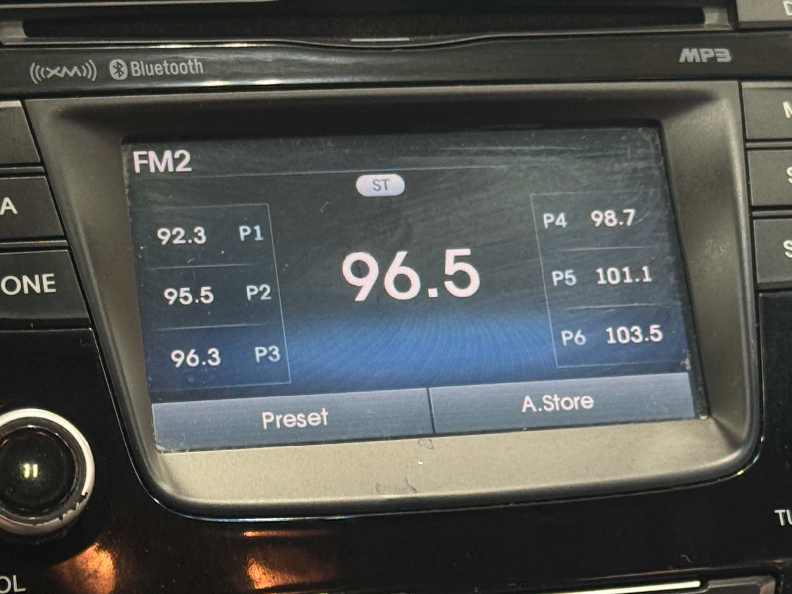 Thumbnail: 2016 Hyundai Elantra - 4