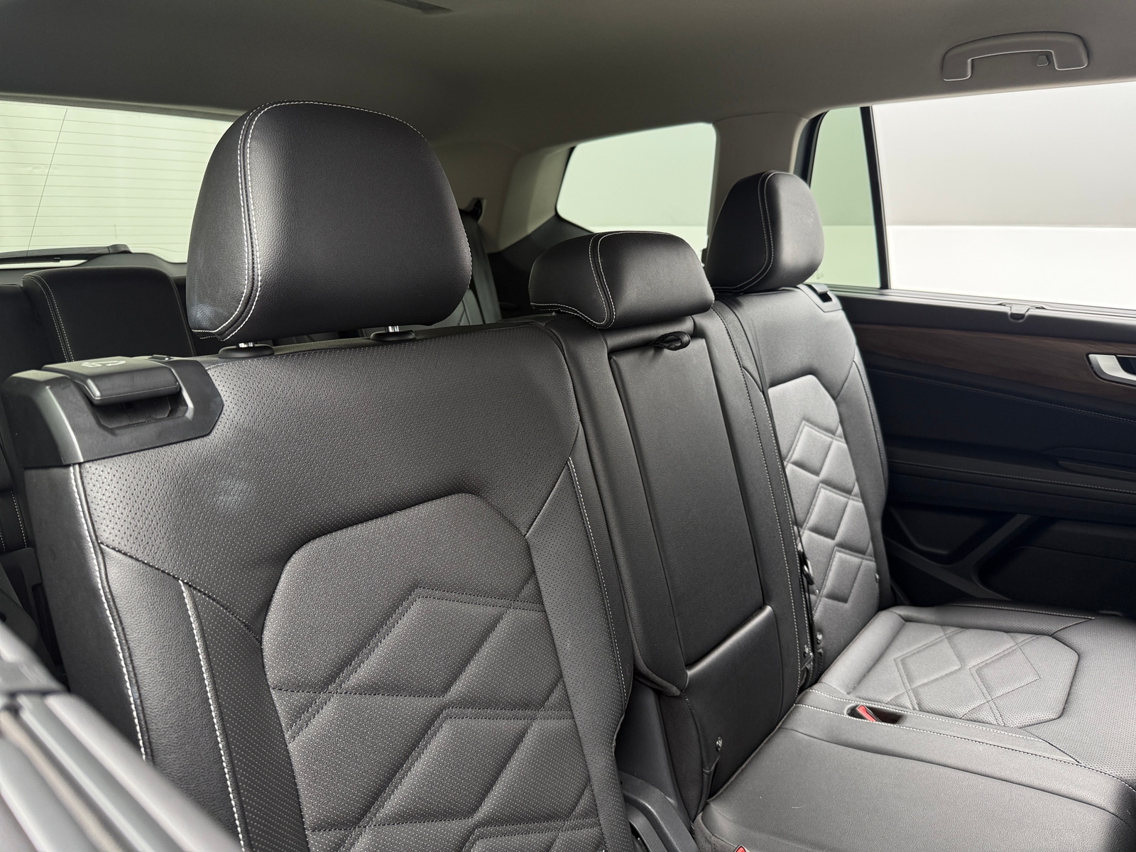 Thumbnail: 2026 Volkswagen Atlas - 5