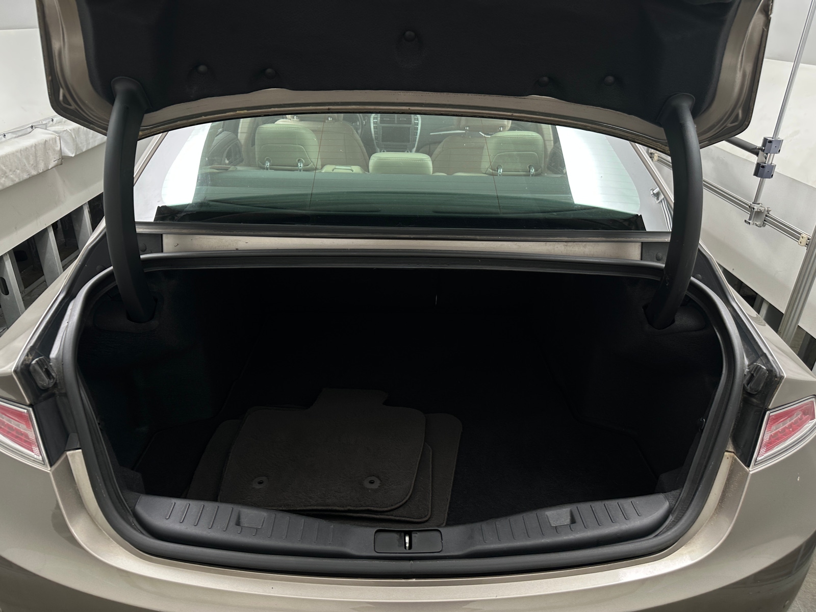 Thumbnail: 2019 Lincoln MKZ - 6