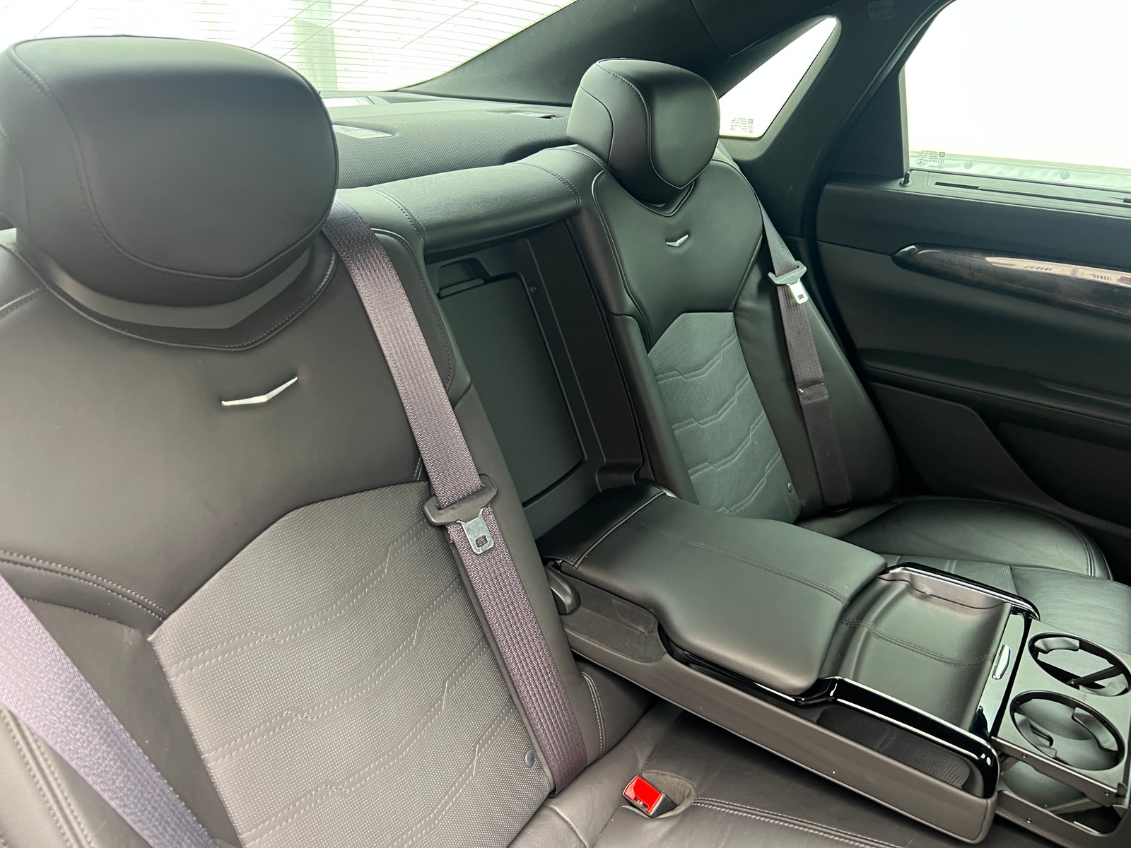 Thumbnail: 2016 Cadillac CT6 - 5