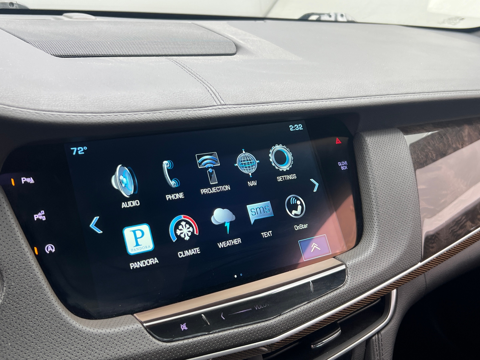 Thumbnail: 2016 Cadillac CT6 - 3