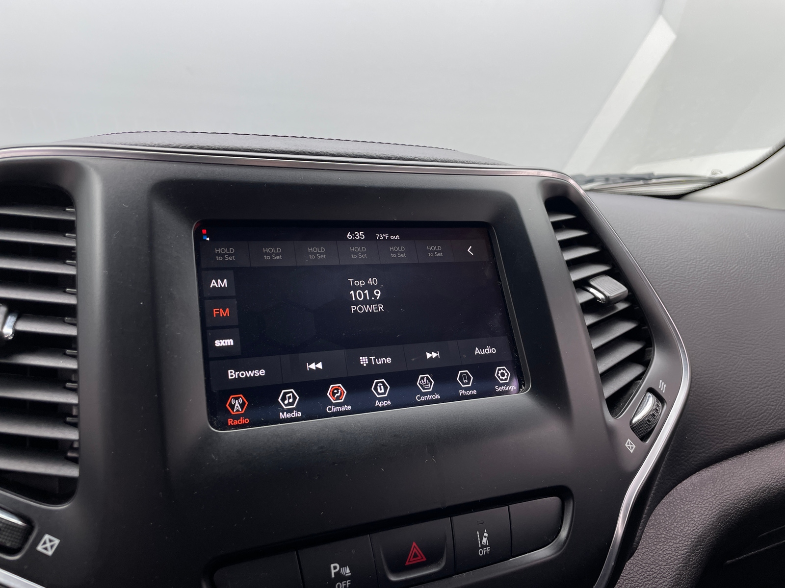 Thumbnail: 2021 Jeep Cherokee - 4