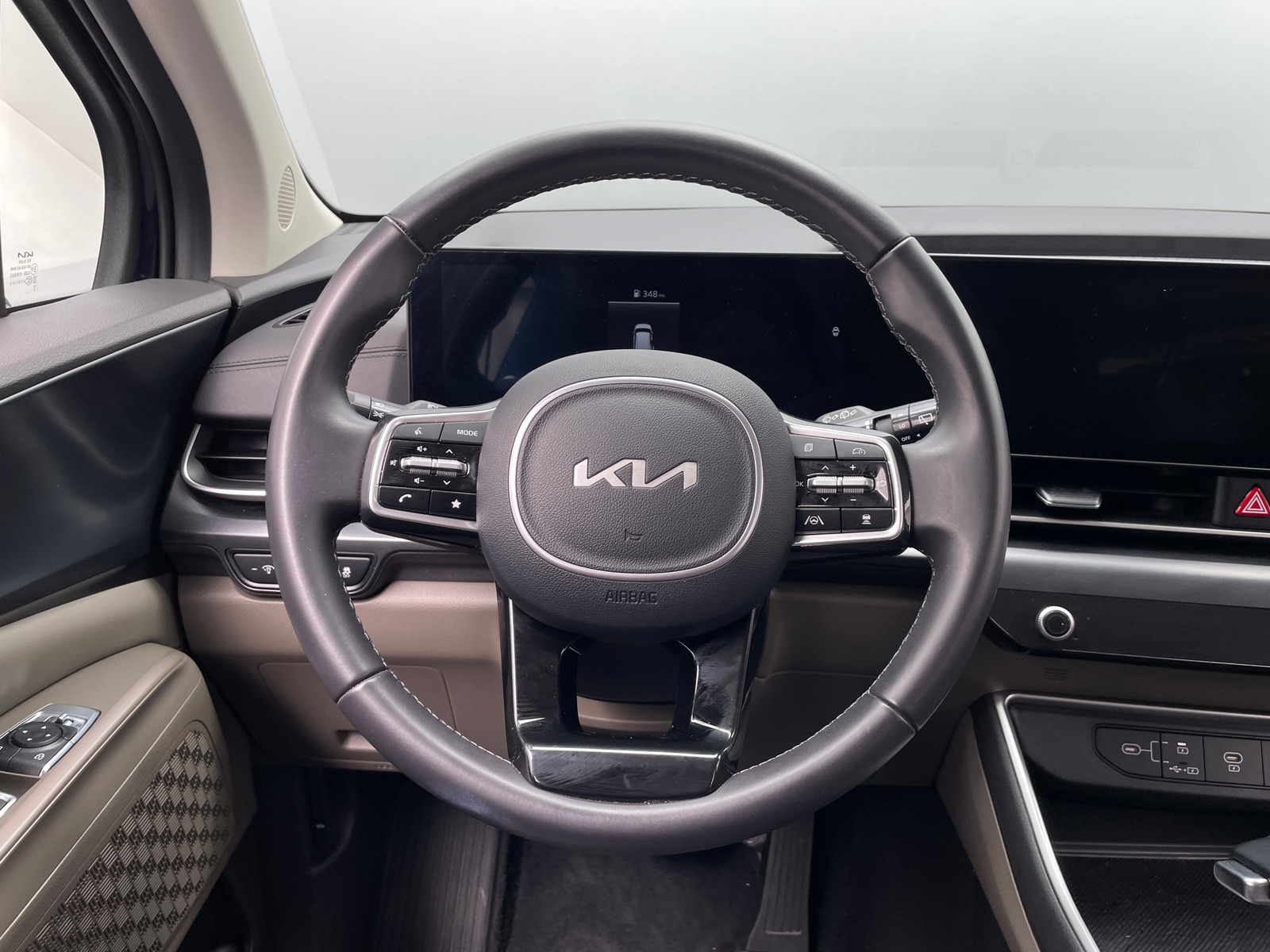 Thumbnail: 2026 Kia Carnival - 4
