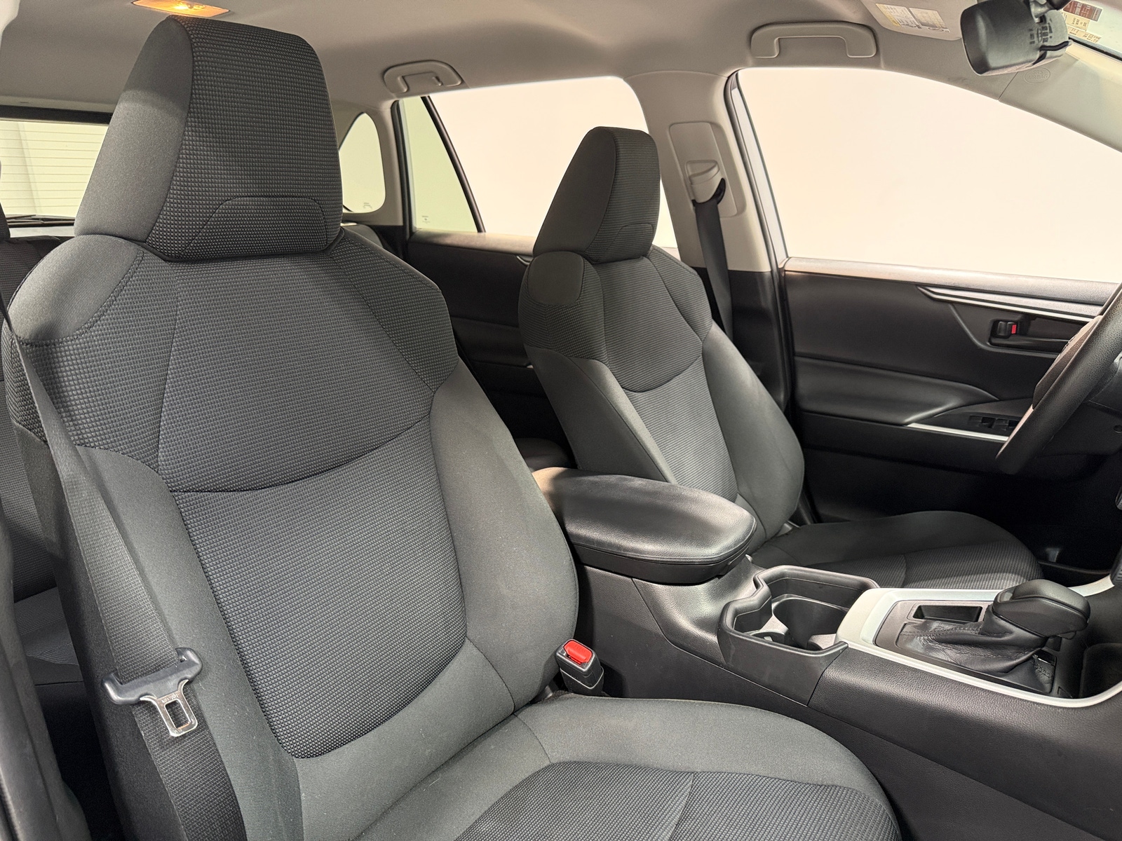 Thumbnail: 2021 Toyota RAV4 - 2