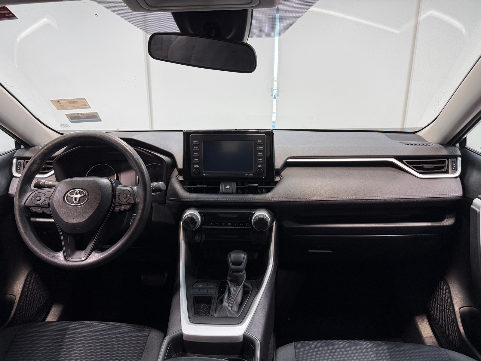 Thumbnail: 2021 Toyota RAV4 - 3