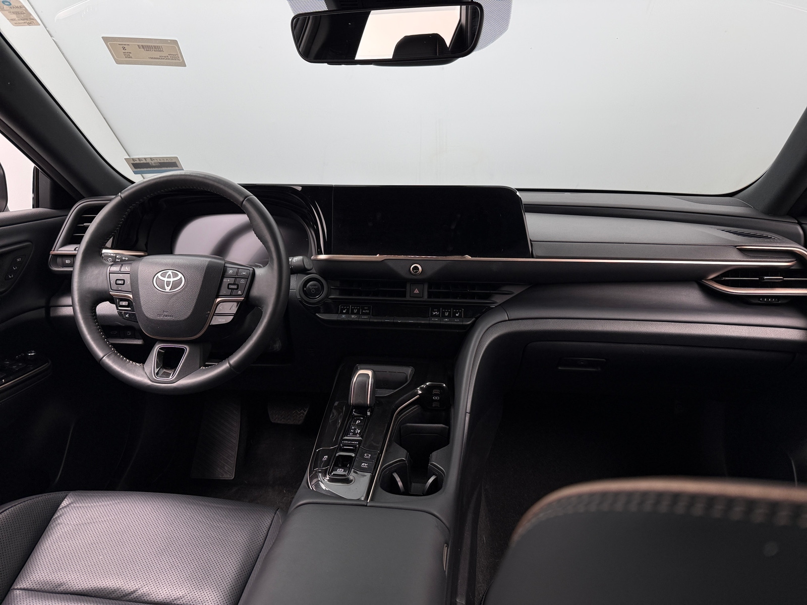 Thumbnail: 2025 Toyota Crown Signia - 2