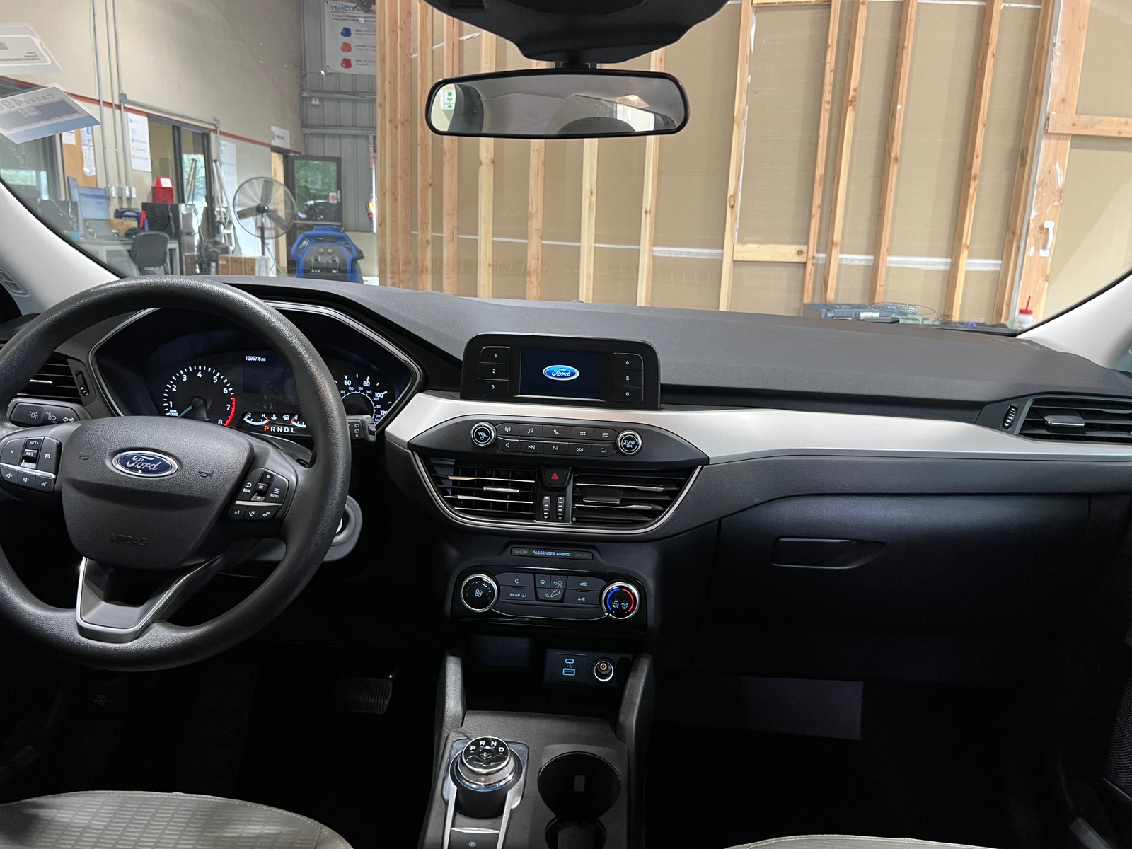 Thumbnail: 2022 Ford Escape - 3