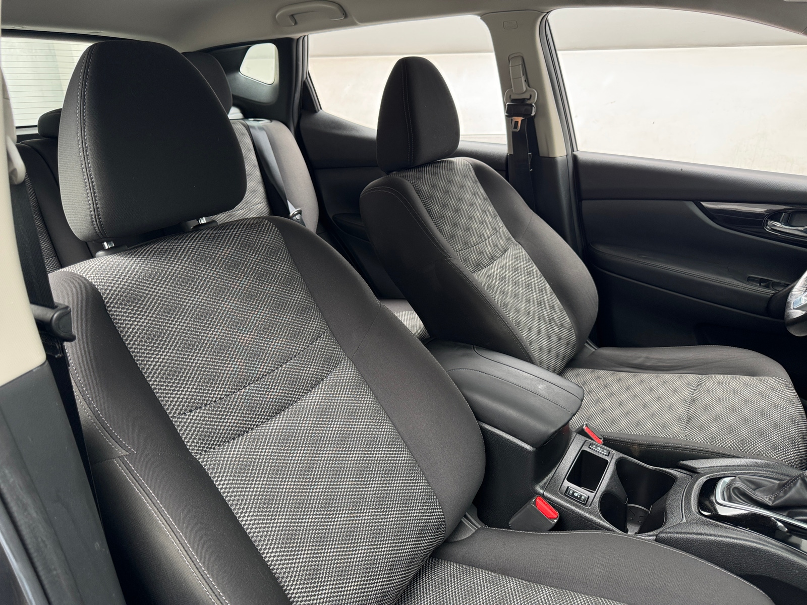 Thumbnail: 2019 Nissan Rogue Sport - 2
