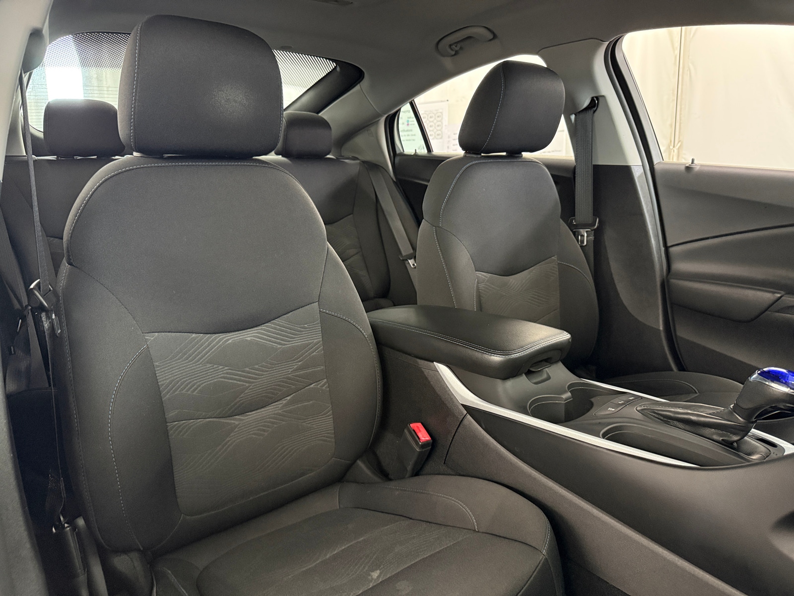 Thumbnail: 2019 Chevrolet Volt - 2