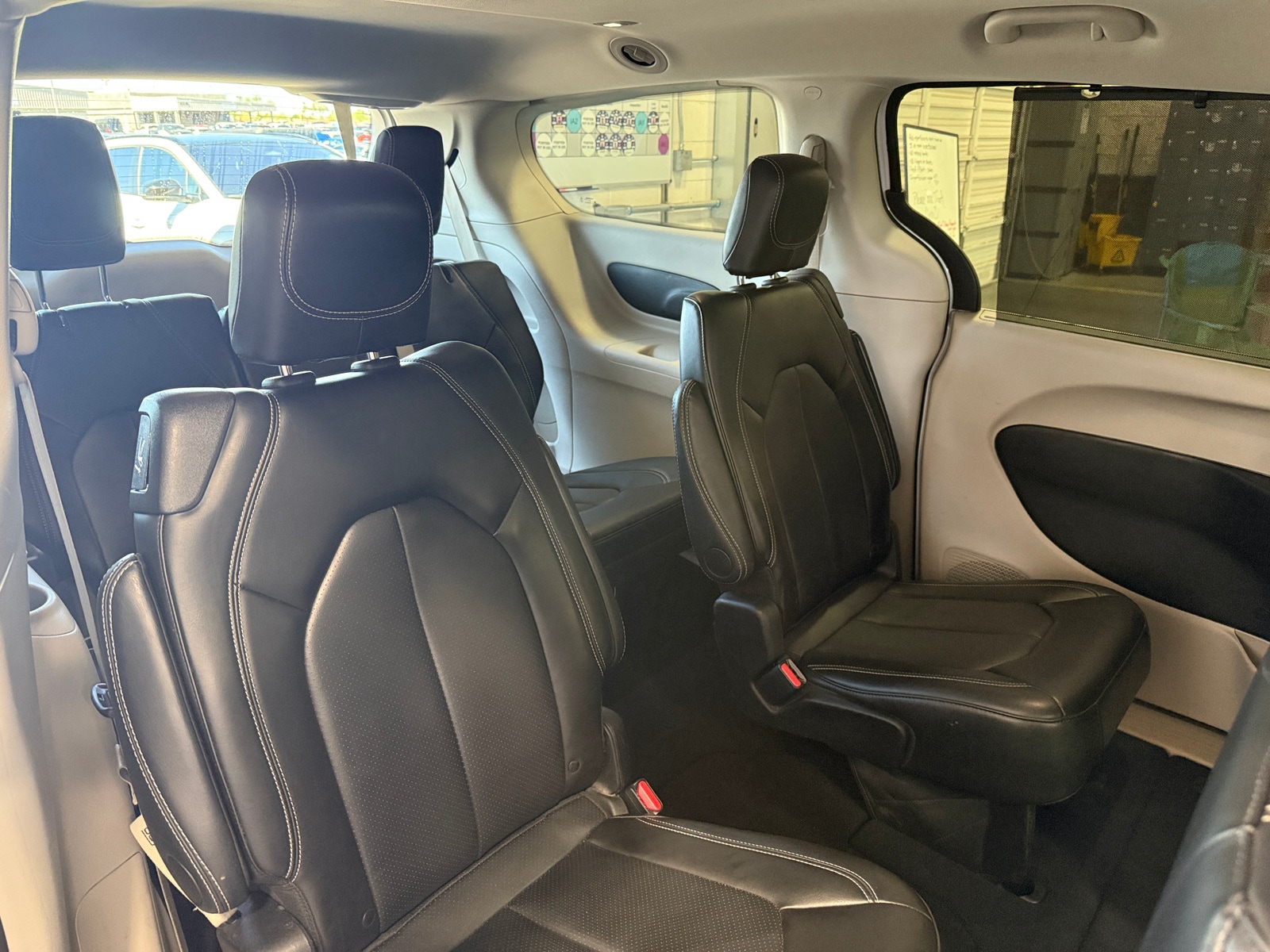 Thumbnail: 2024 Chrysler Pacifica - 5