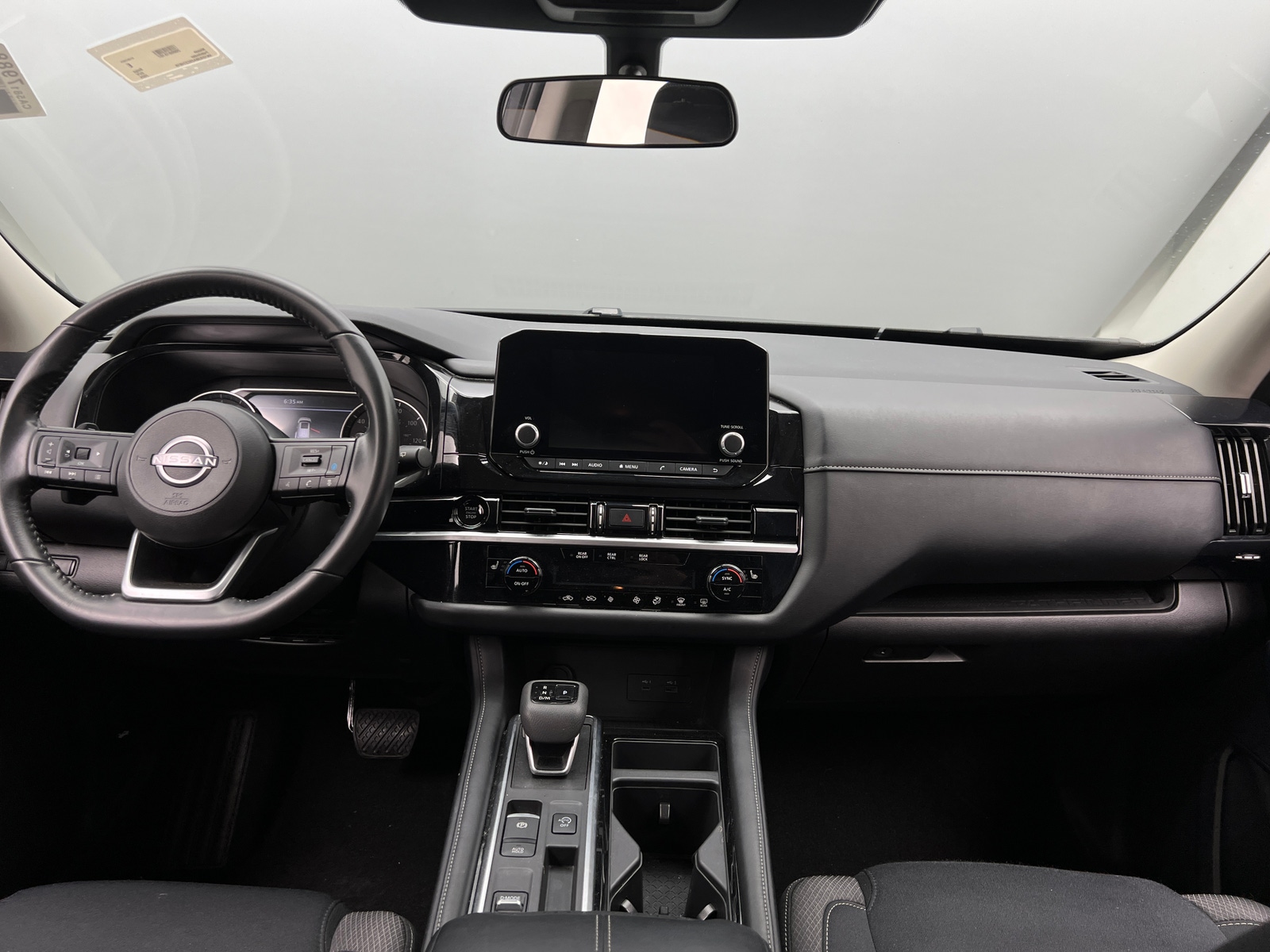 Thumbnail: 2025 Nissan Pathfinder - 3