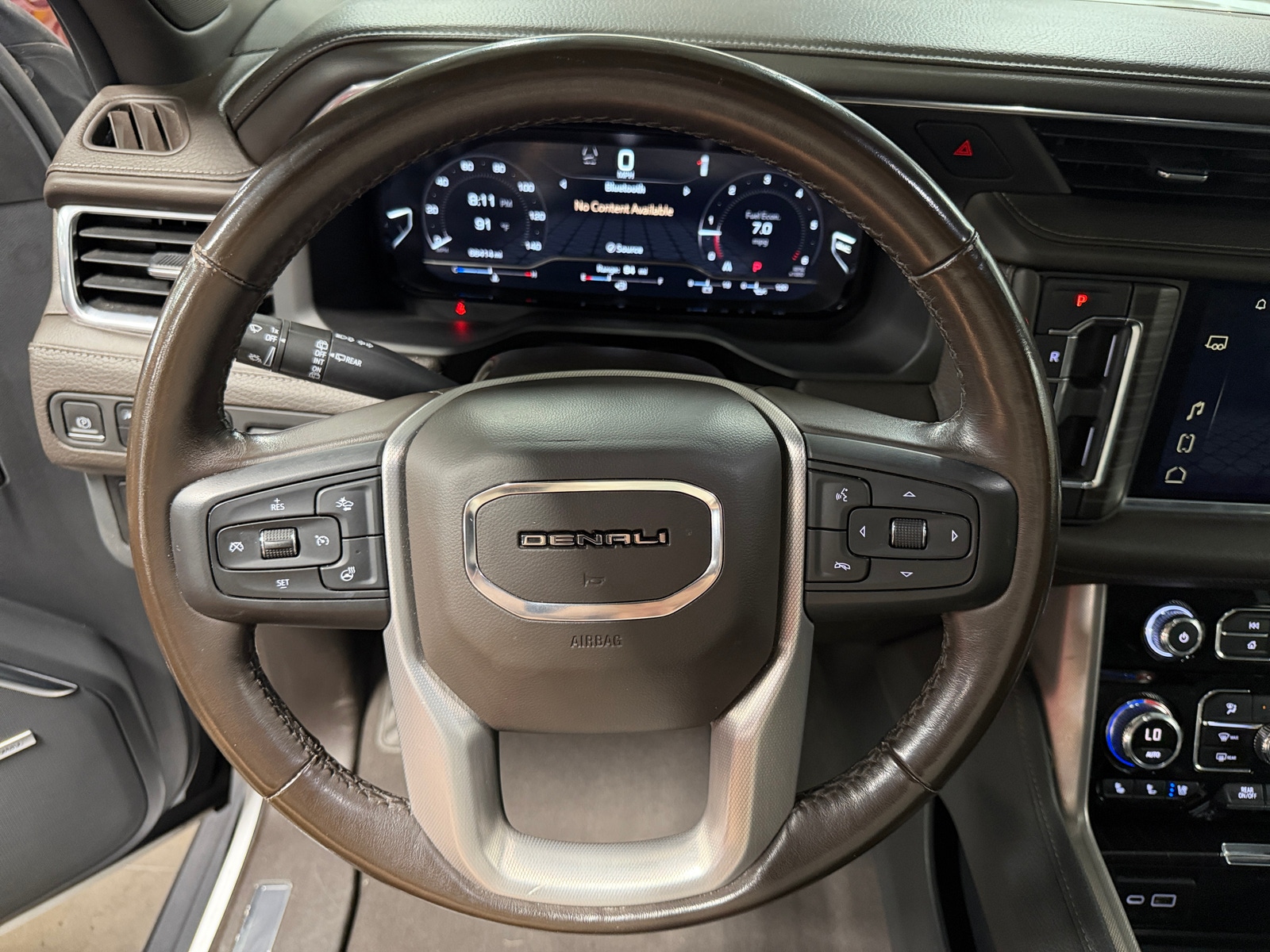 Thumbnail: 2022 GMC Yukon XL - 4