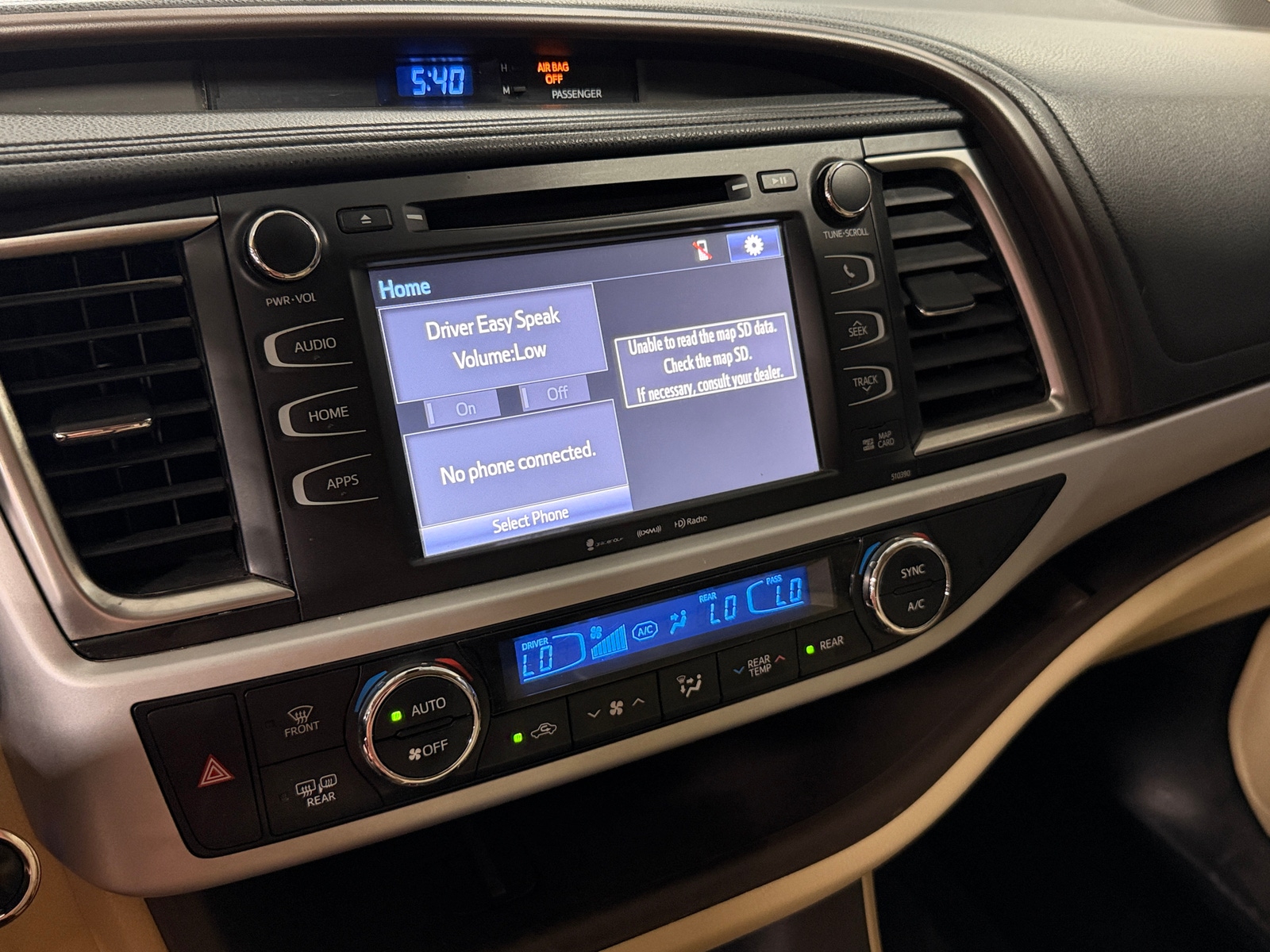 Thumbnail: 2019 Toyota Highlander - 3