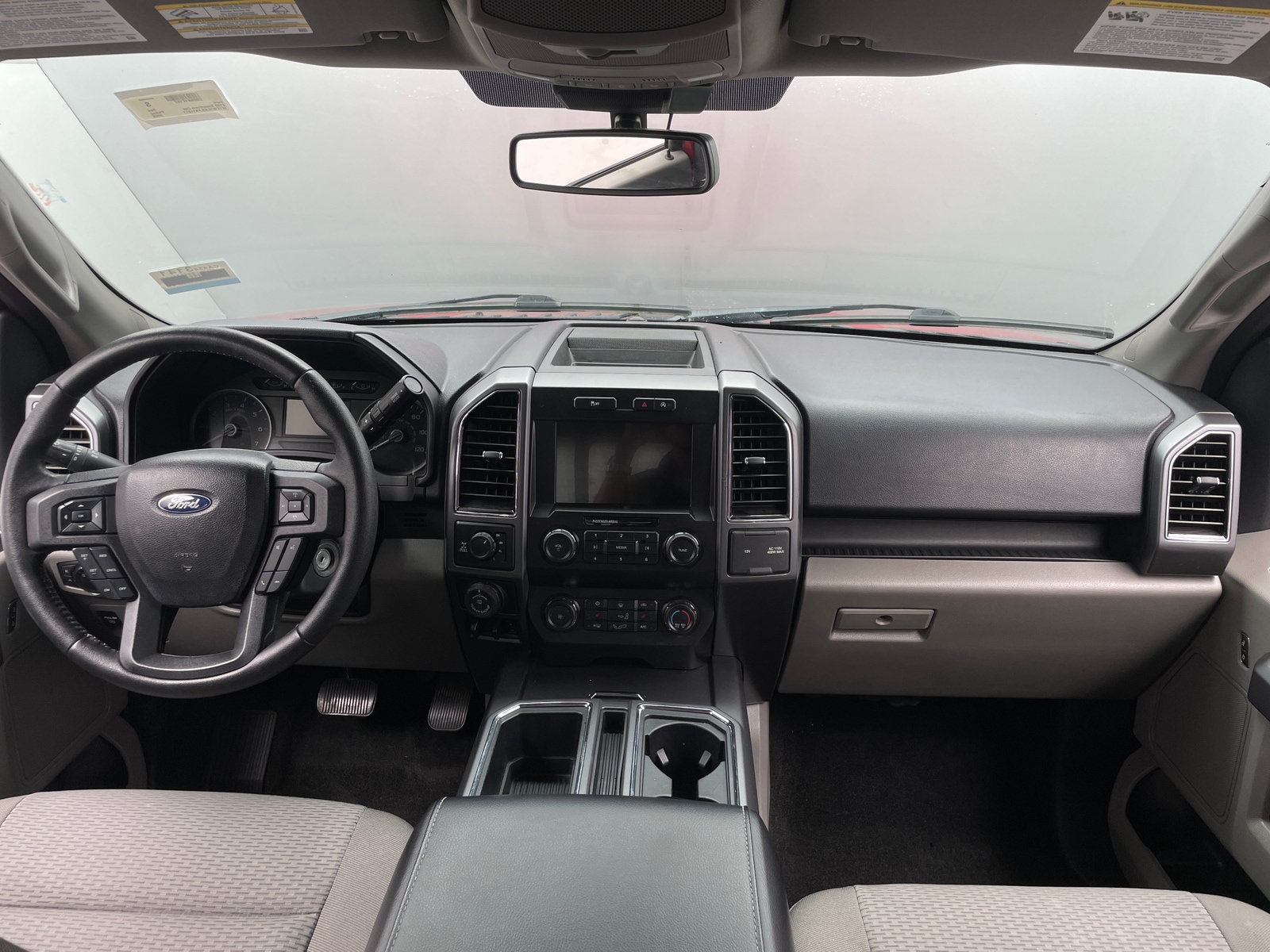 Thumbnail: 2020 Ford Econoline - 3