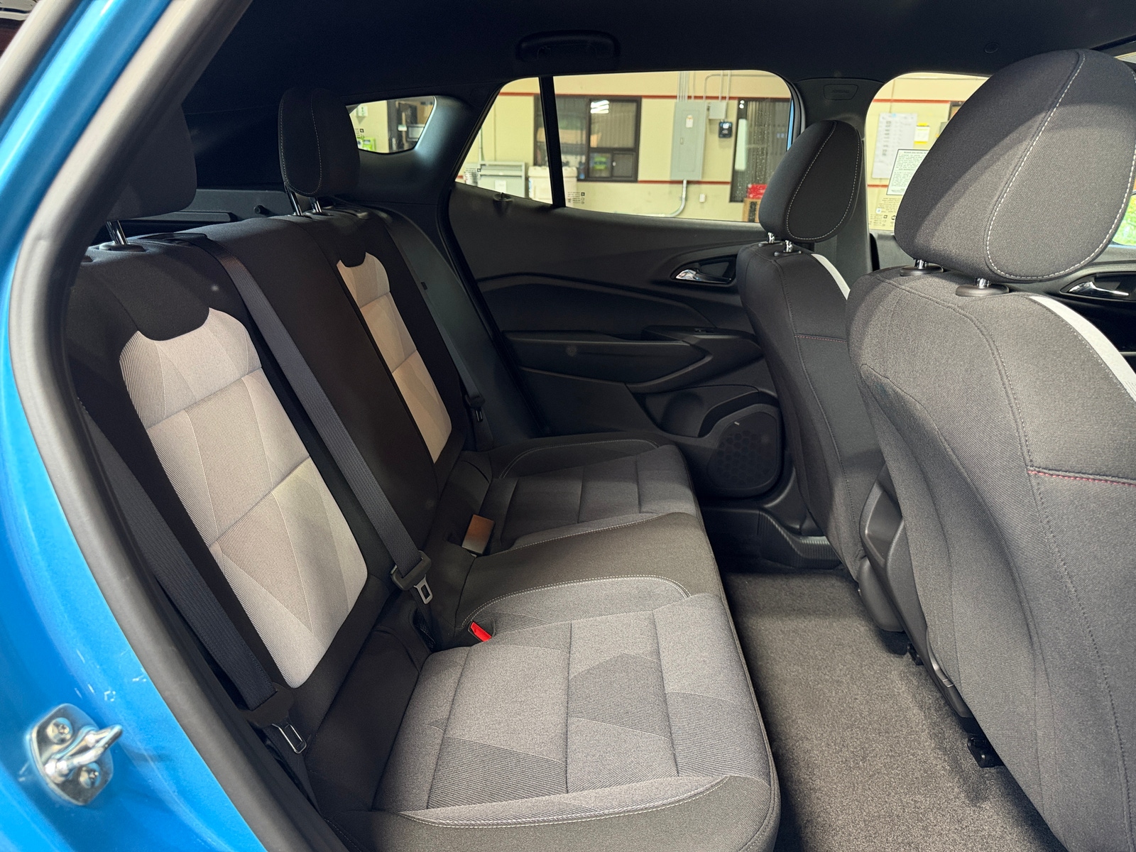 Thumbnail: 2025 Chevrolet Trax - 6