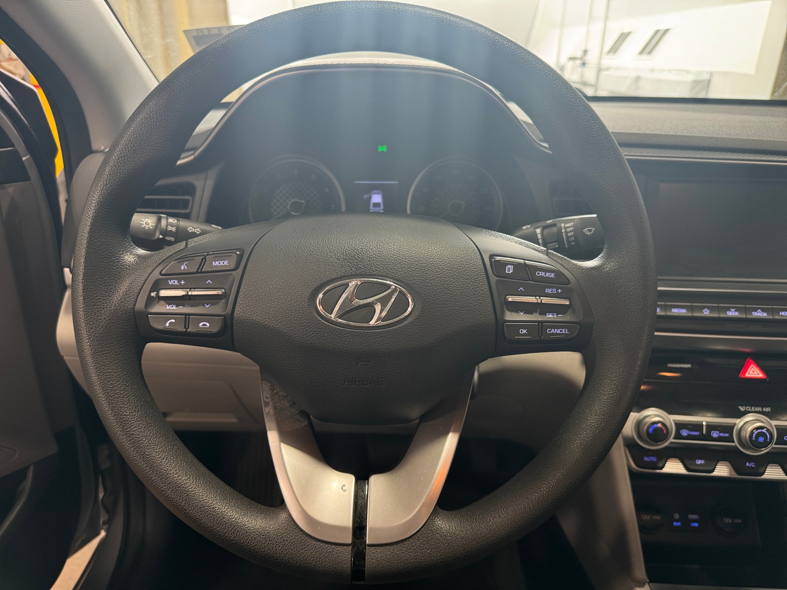 Thumbnail: 2020 Hyundai Elantra - 5