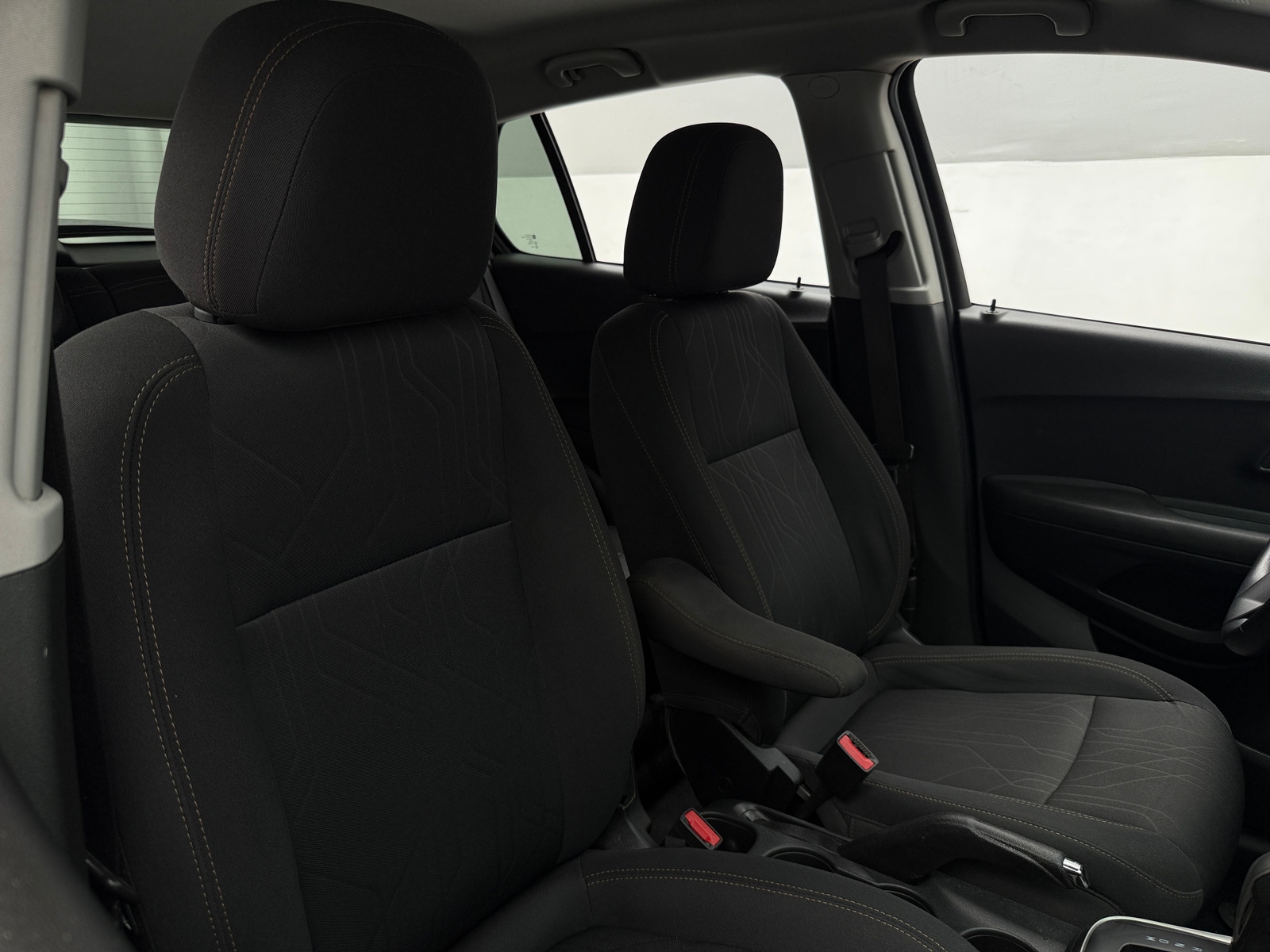 Thumbnail: 2020 Chevrolet Trax - 2