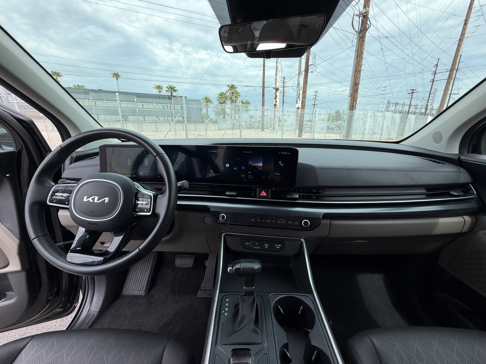 Thumbnail: 2026 Kia Carnival - 3