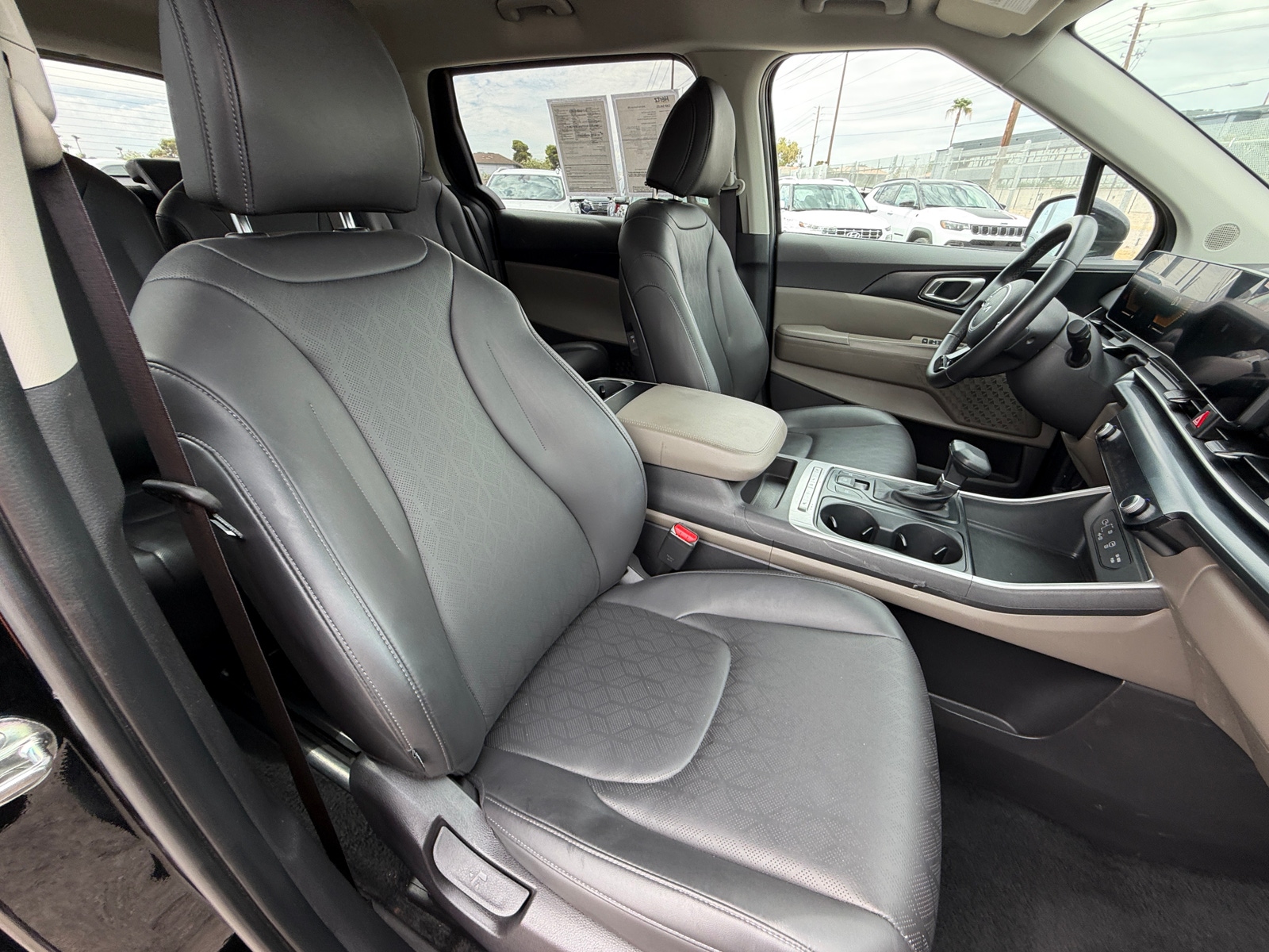 Thumbnail: 2026 Kia Carnival - 2