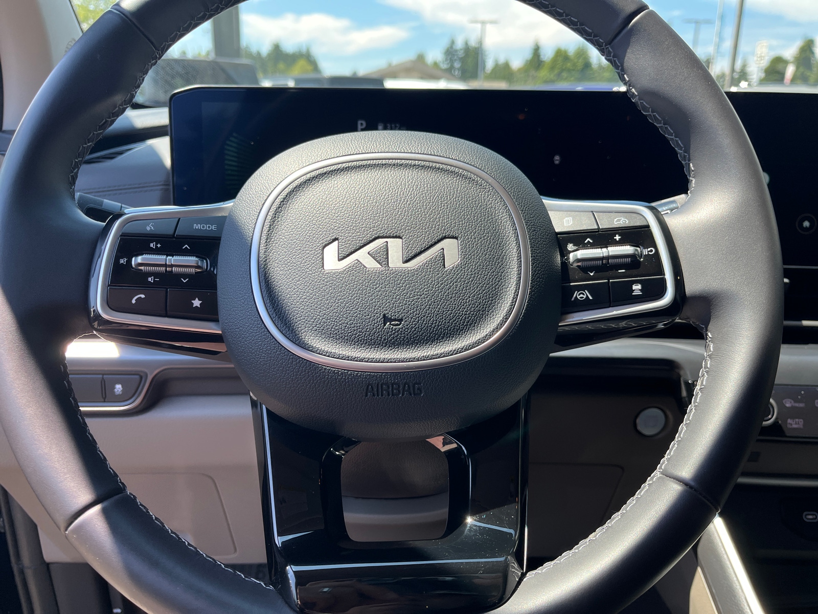 Thumbnail: 2026 Kia Carnival - 5