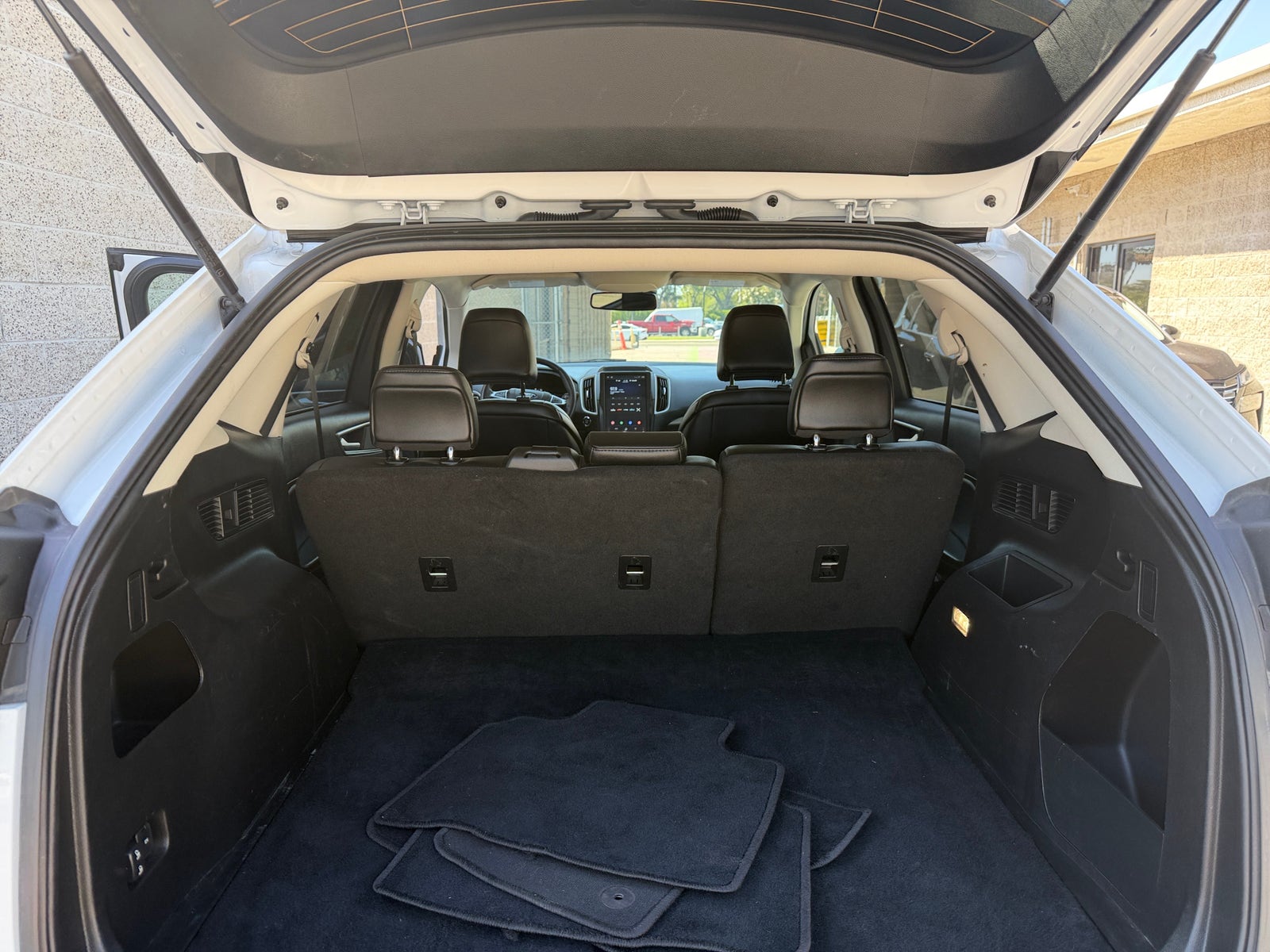 Thumbnail: 2024 Ford Edge - 6