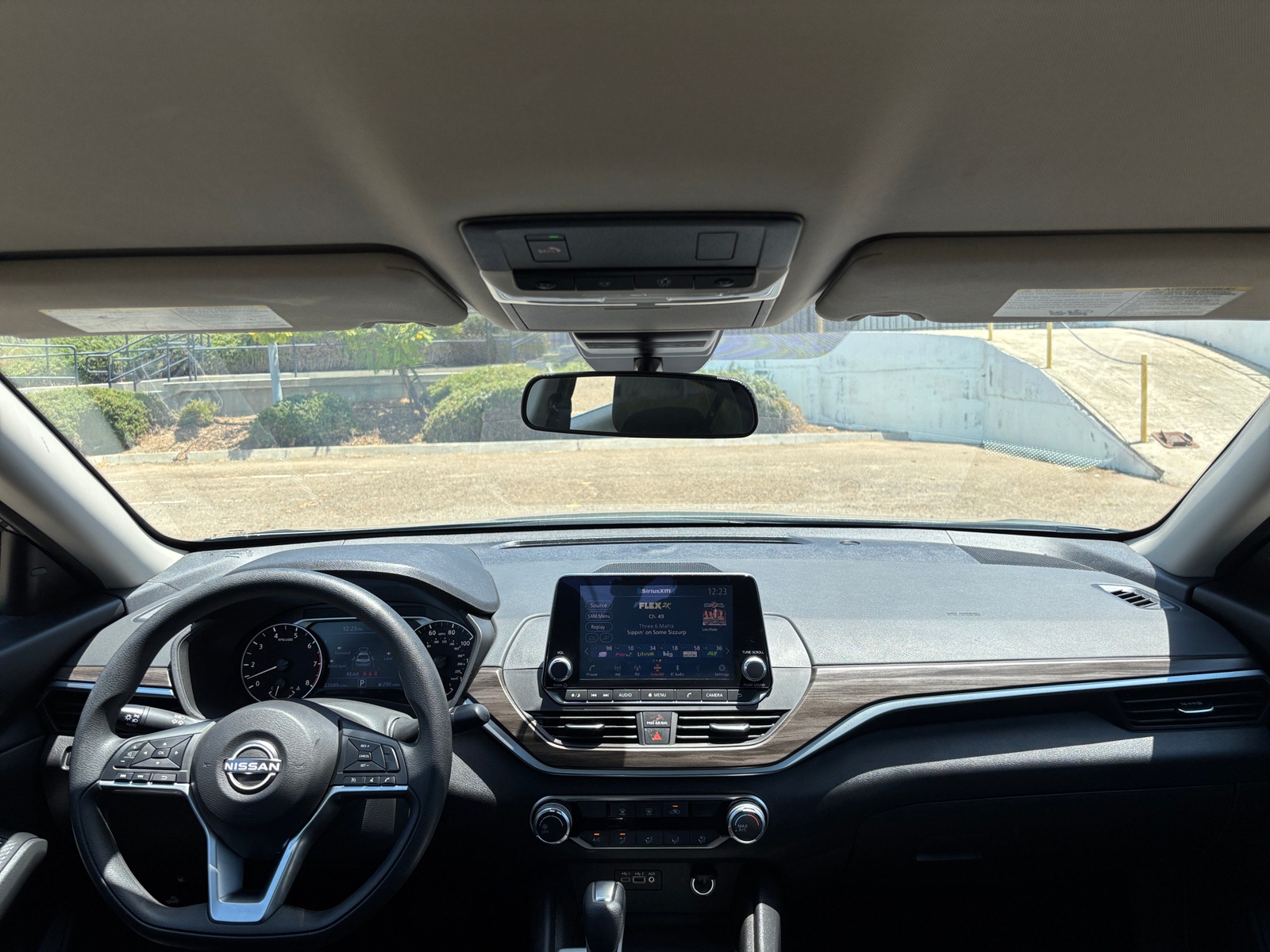 Thumbnail: 2025 Nissan Altima - 2