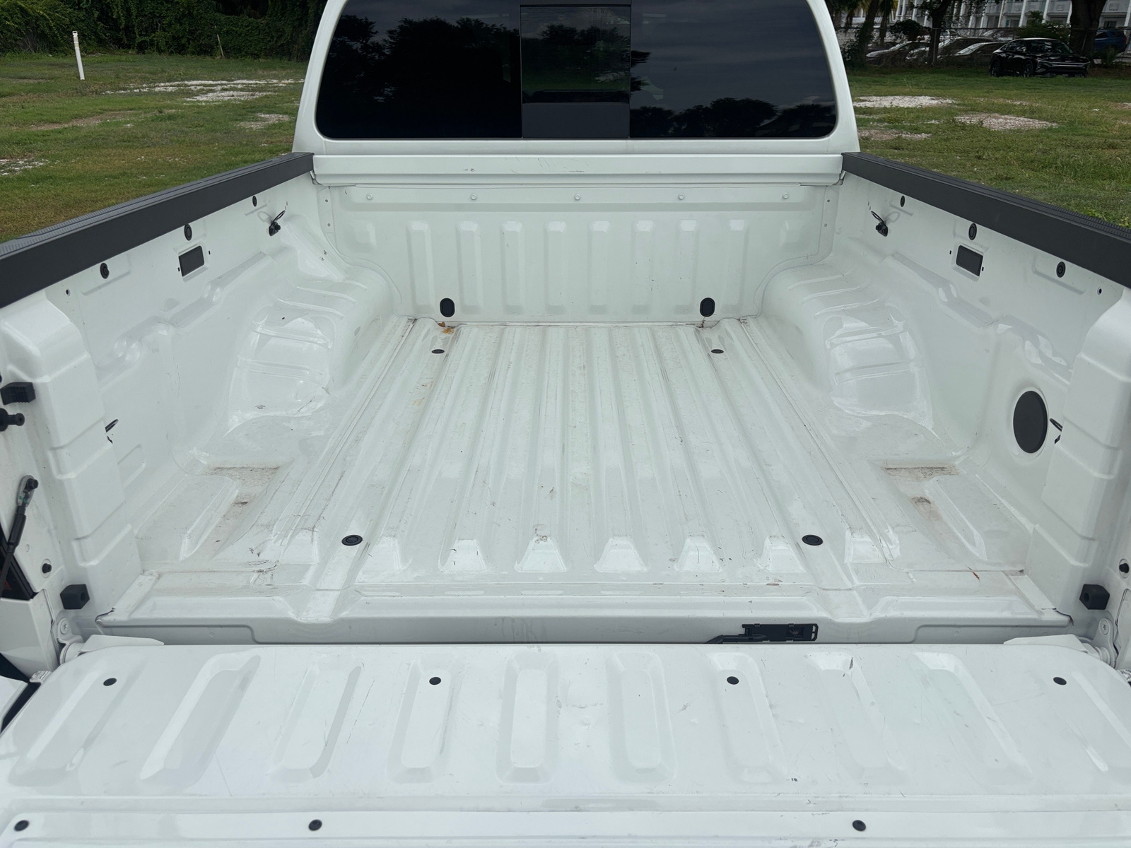 Thumbnail: 2026 Nissan Frontier - 6