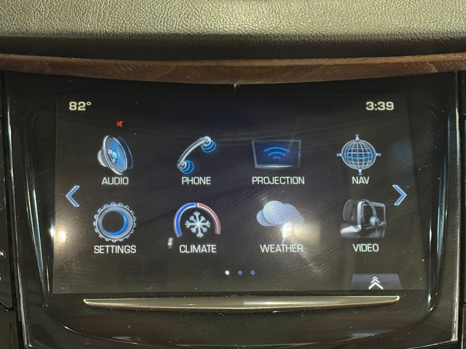 Thumbnail: 2019 Cadillac Escalade - 3