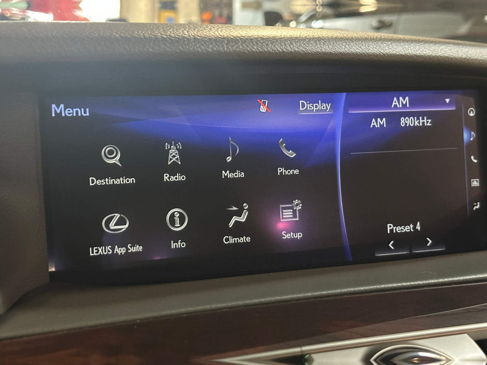 Thumbnail: 2016 Lexus LS - 3