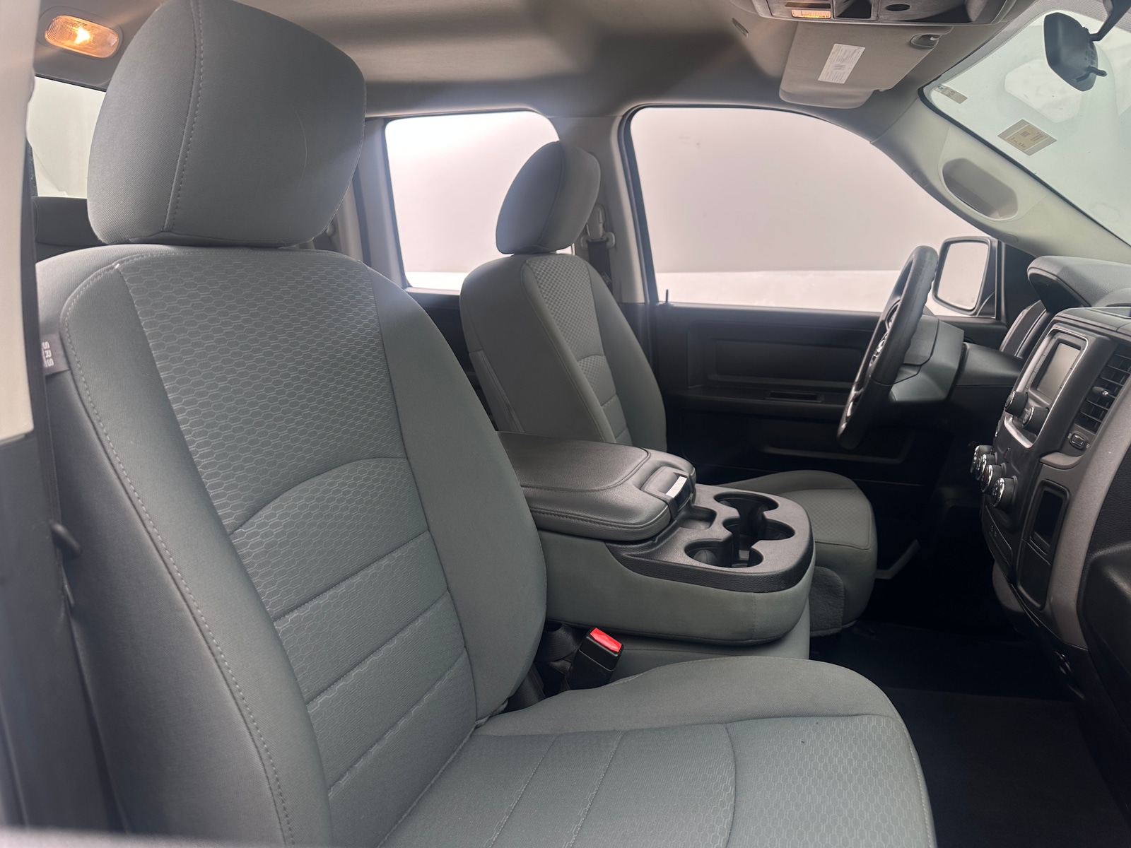 Thumbnail: 2019 RAM 1500 Classic - 2