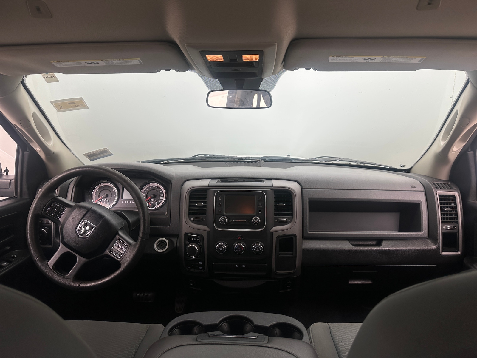 Thumbnail: 2019 RAM 1500 Classic - 3
