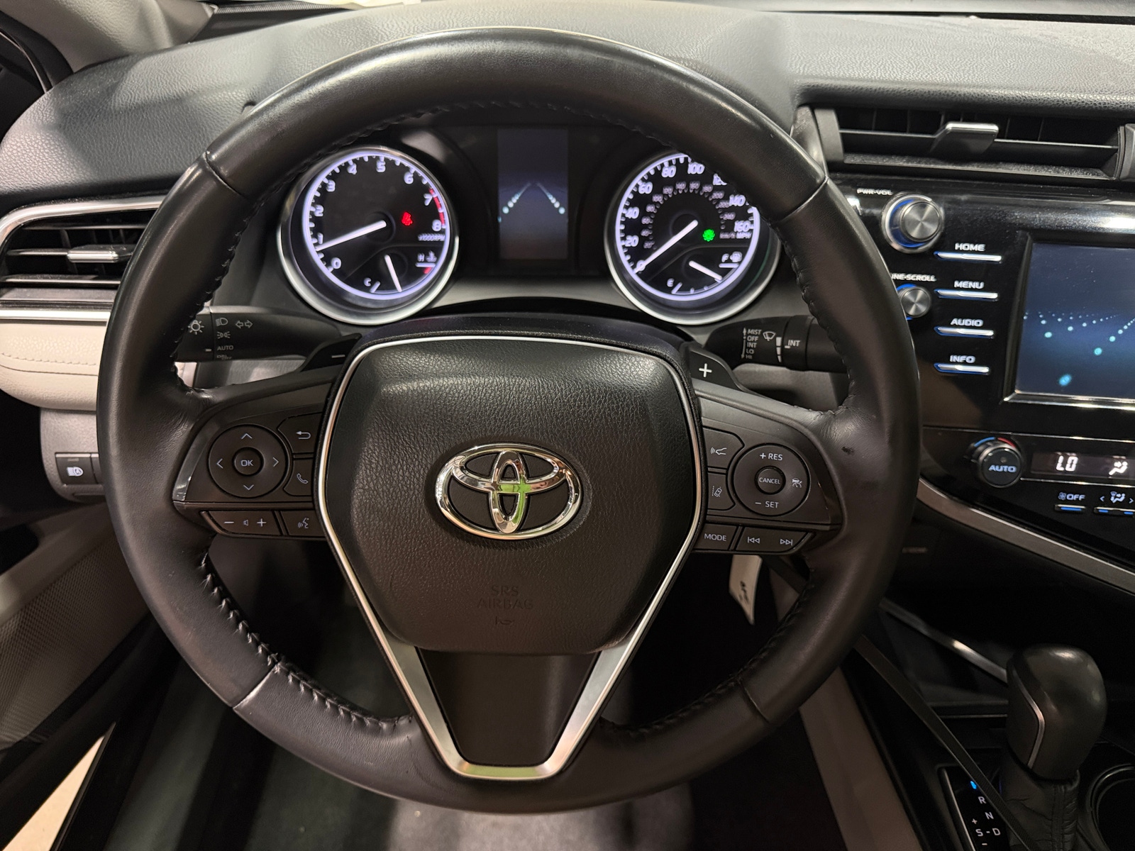 Thumbnail: 2018 Toyota Camry - 5
