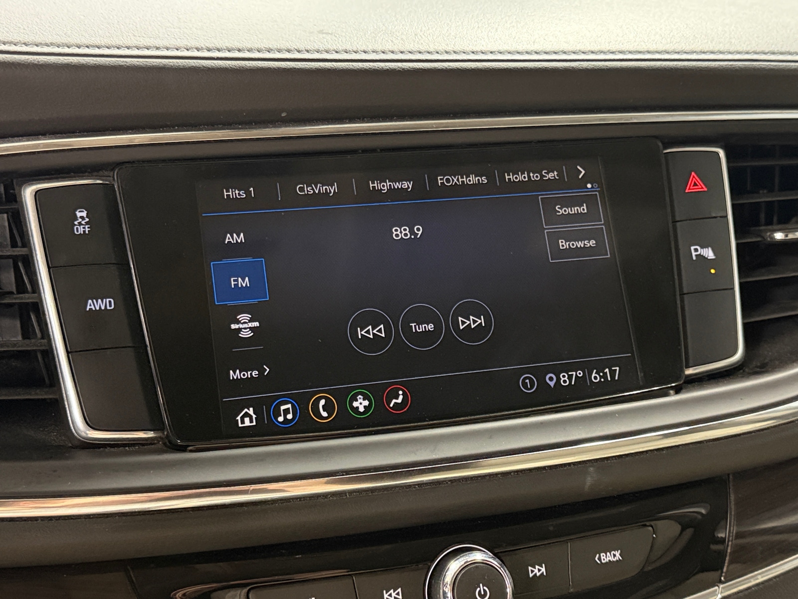 Thumbnail: 2021 Buick Enclave - 3