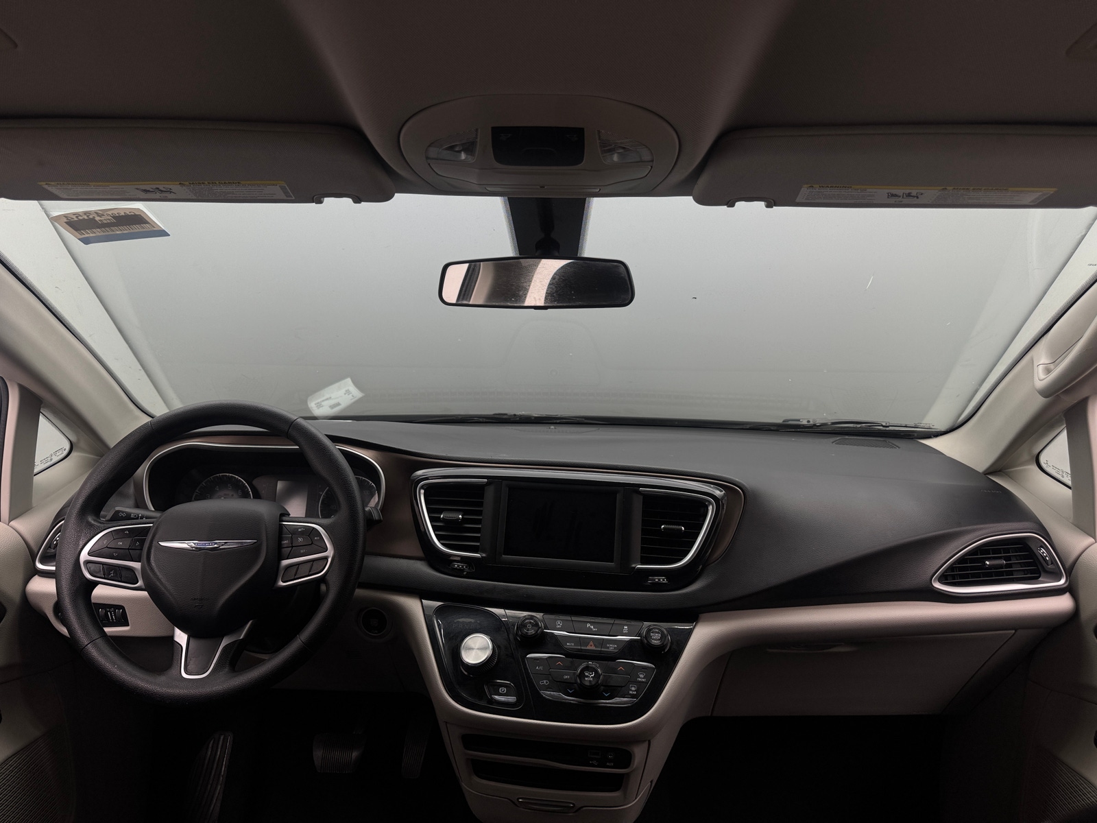 Thumbnail: 2019 Chrysler Pacifica - 3