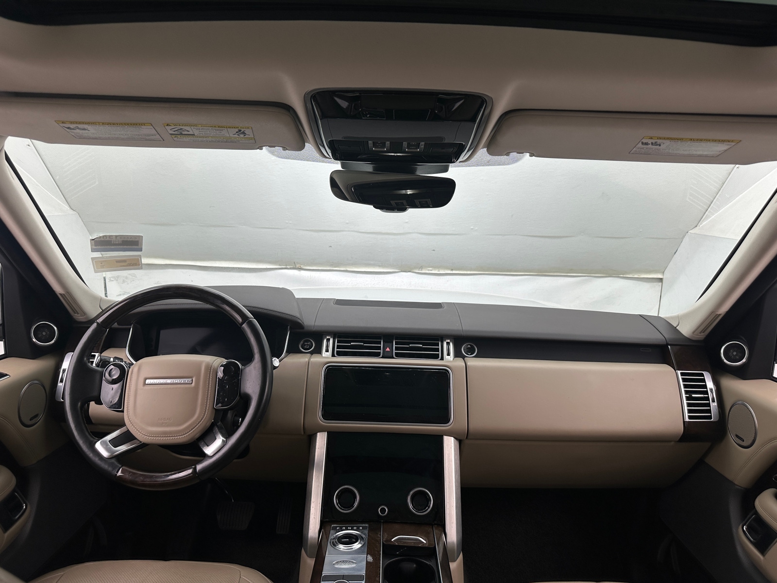 Thumbnail: 2018 Land Rover Range Rover - 2