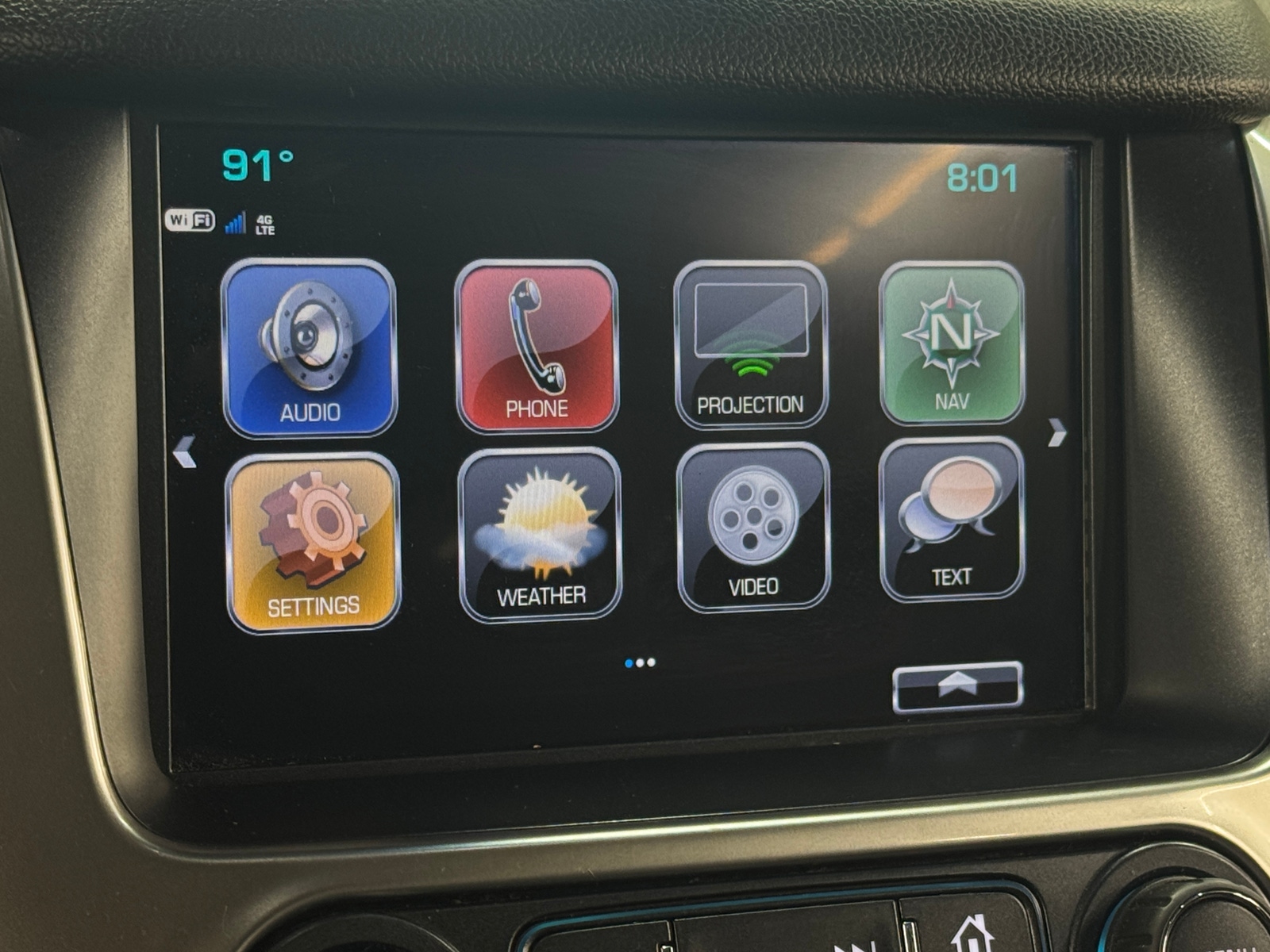 Thumbnail: 2017 Chevrolet Tahoe - 3