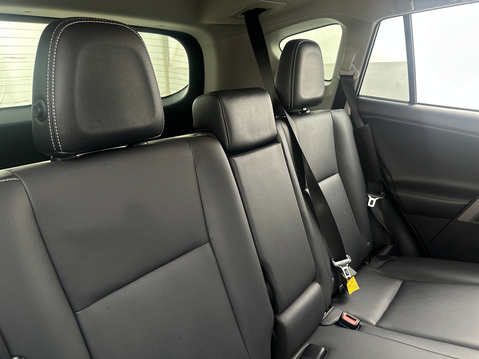 Thumbnail: 2017 Toyota RAV4 - 5