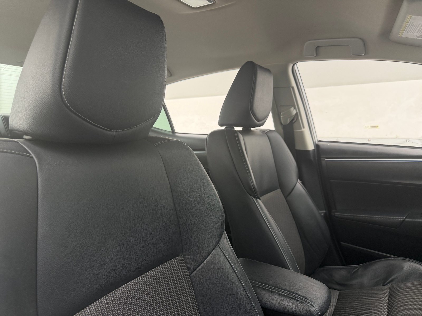 Thumbnail: 2015 Toyota Corolla - 2