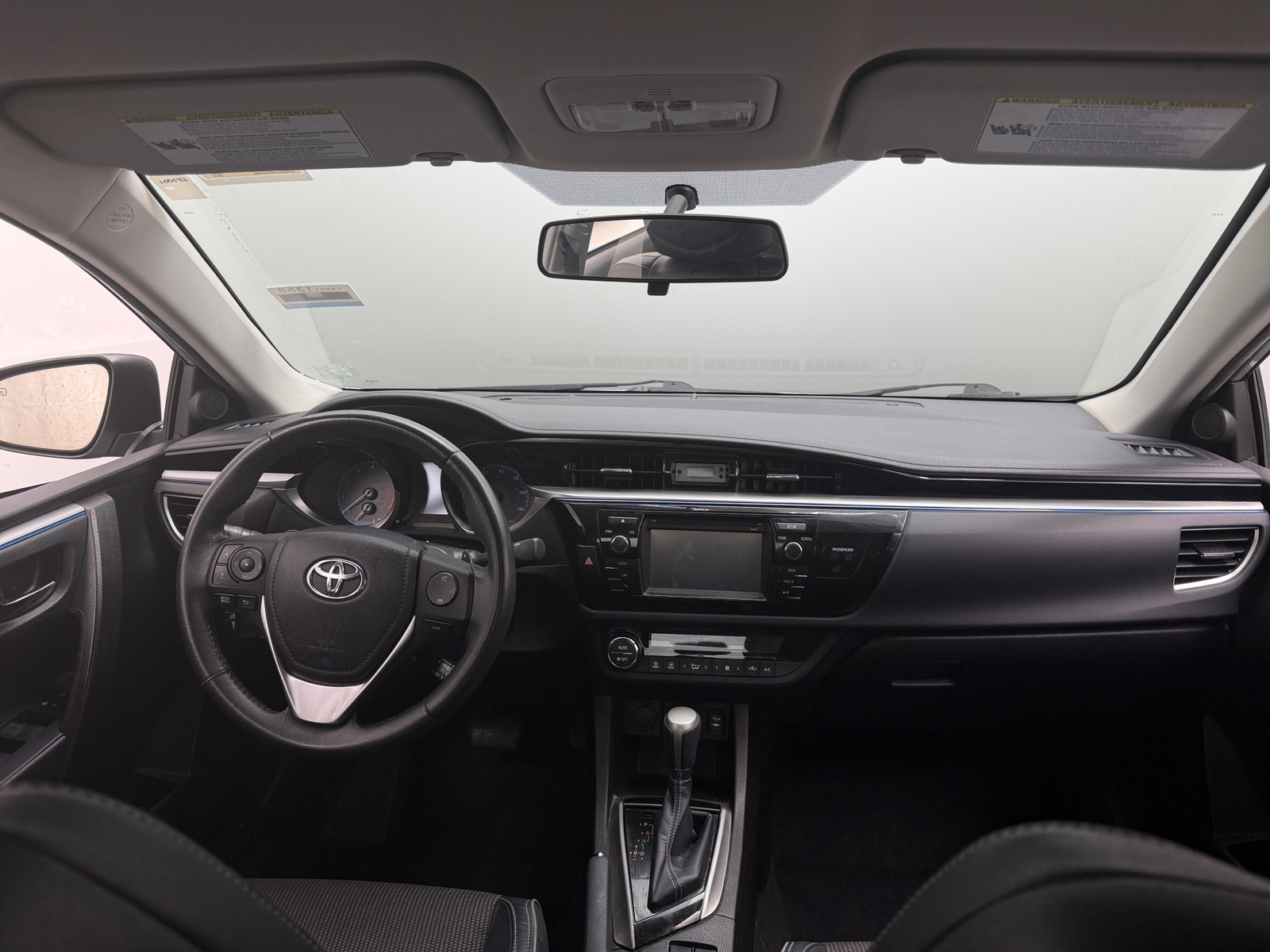 Thumbnail: 2015 Toyota Corolla - 3