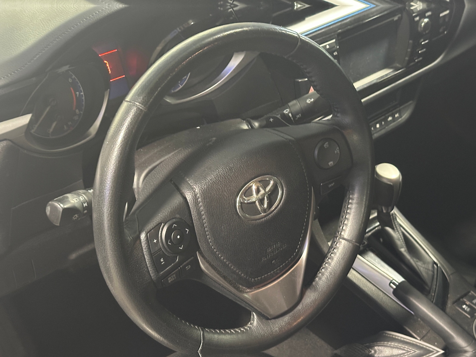Thumbnail: 2015 Toyota Corolla - 5