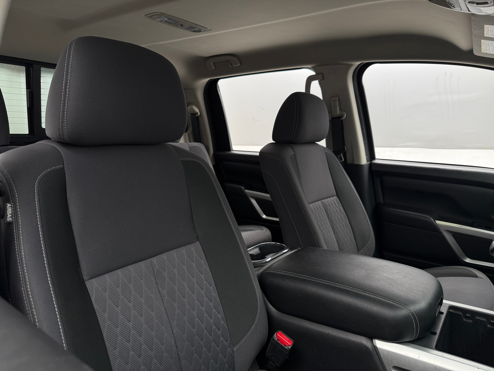 Thumbnail: 2020 Nissan Titan - 2