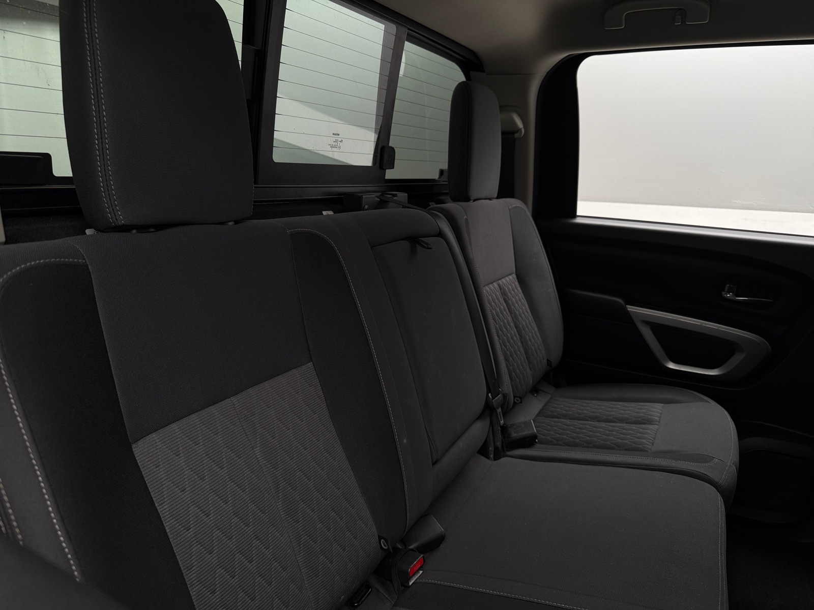 Thumbnail: 2020 Nissan Titan - 6