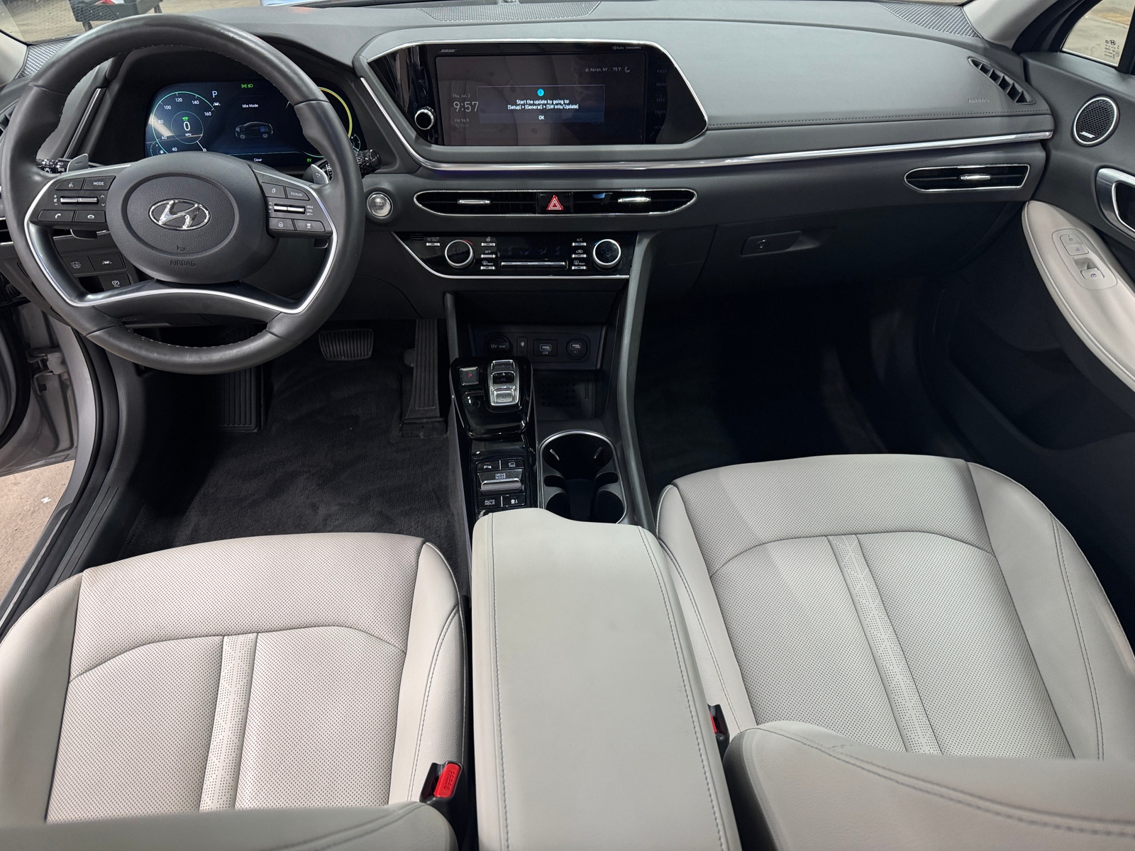 Thumbnail: 2023 Hyundai Sonata - 2