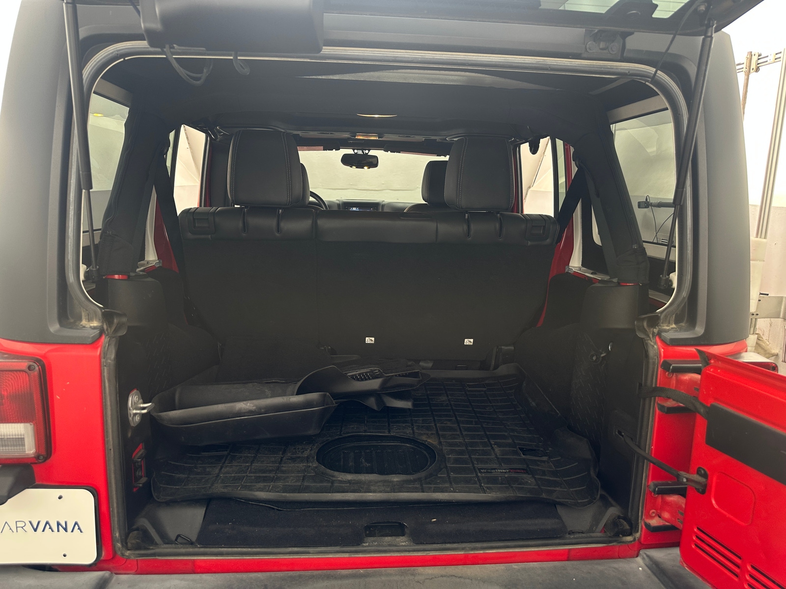 Thumbnail: 2015 Jeep Wrangler - 6