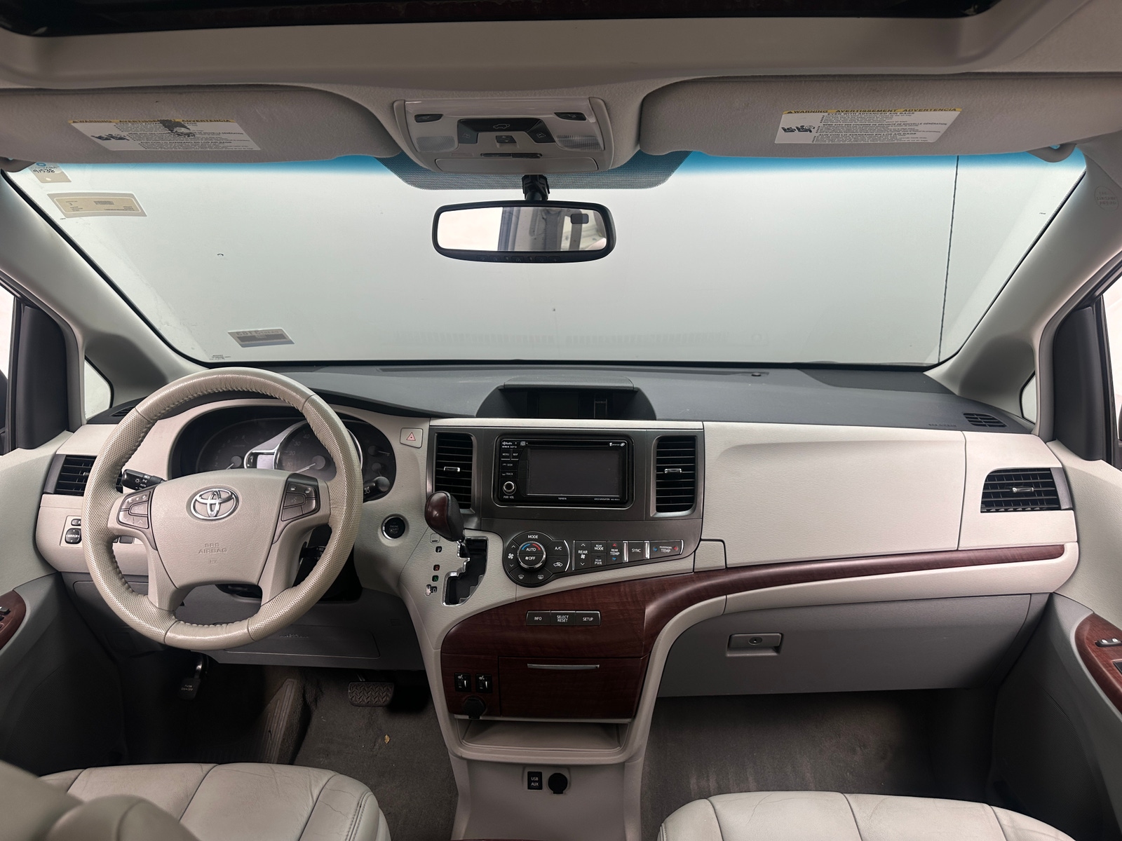 Thumbnail: 2012 Toyota Sienna - 2