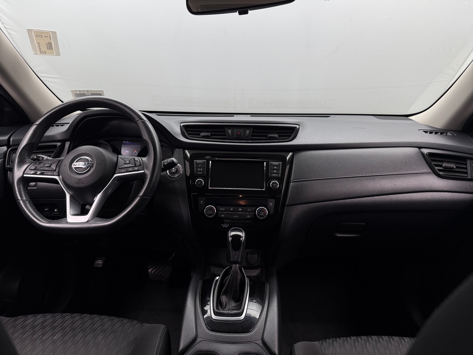 Thumbnail: 2018 Nissan Rogue - 3