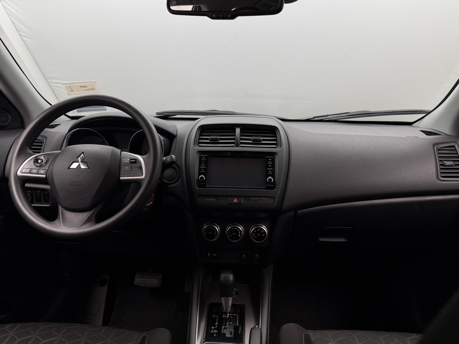 Thumbnail: 2025 Mitsubishi Outlander Sport - 3
