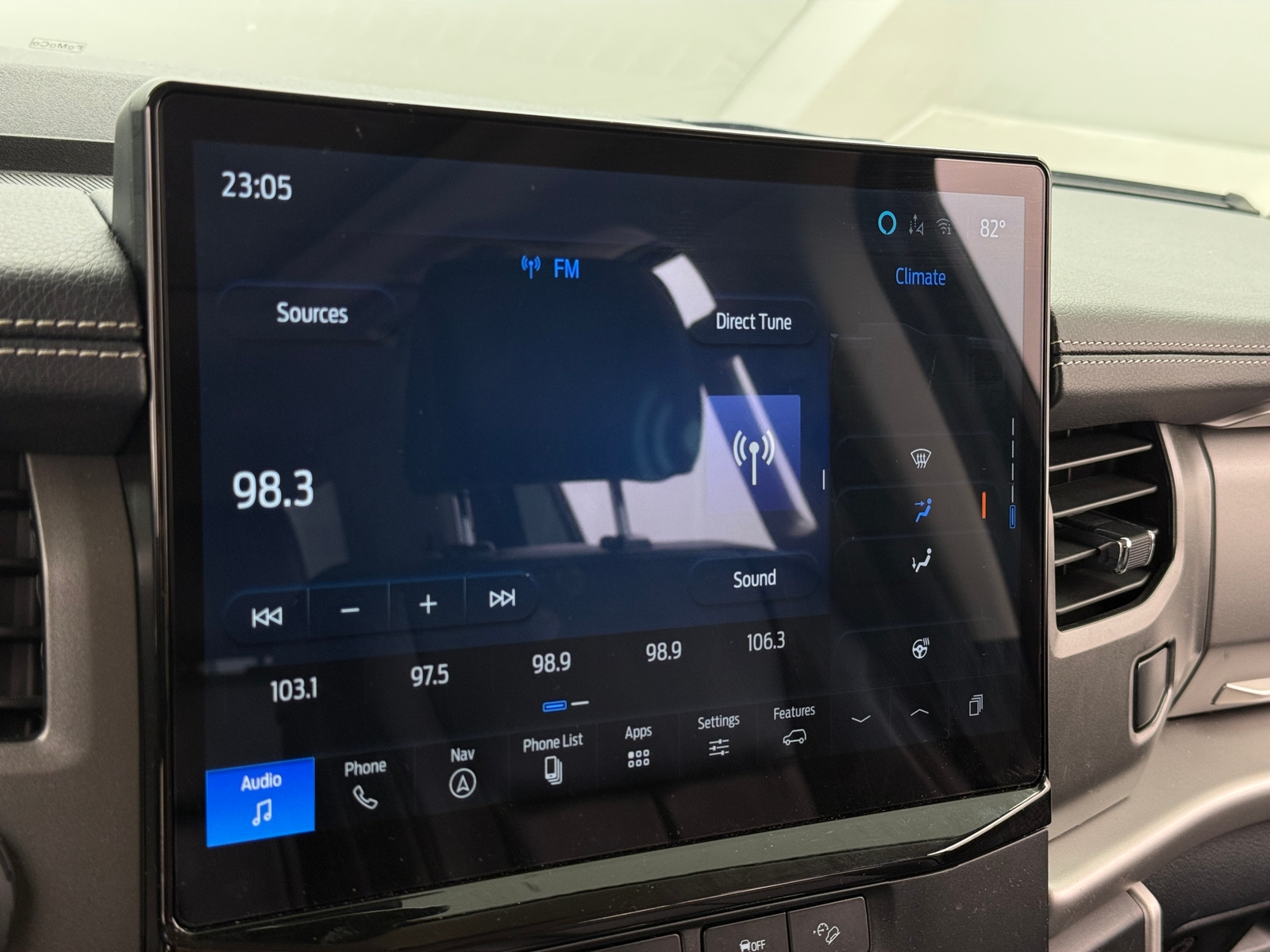 Thumbnail: 2023 Ford Expedition MAX - 3